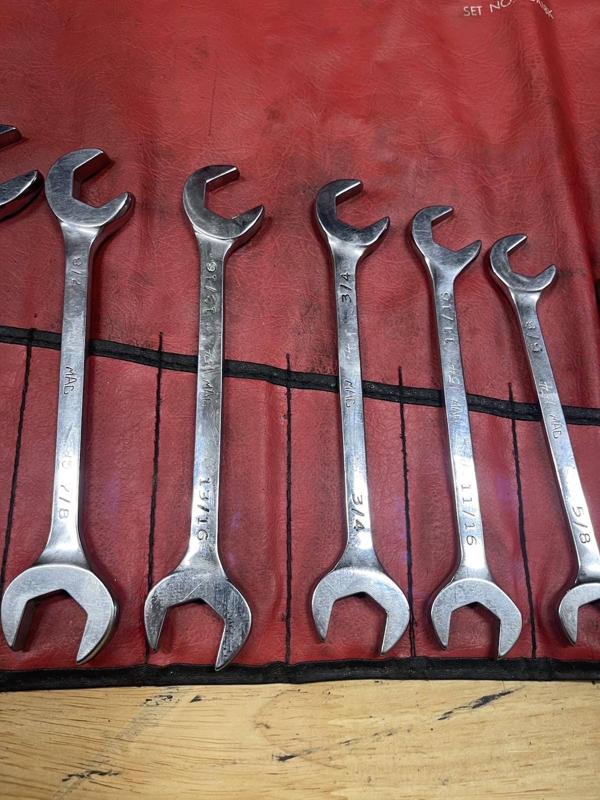 Mac Tools Set No. SDA18K Open Ended Angle 19pc SAE Wrench Set – 3/8″ – 1-1/2″