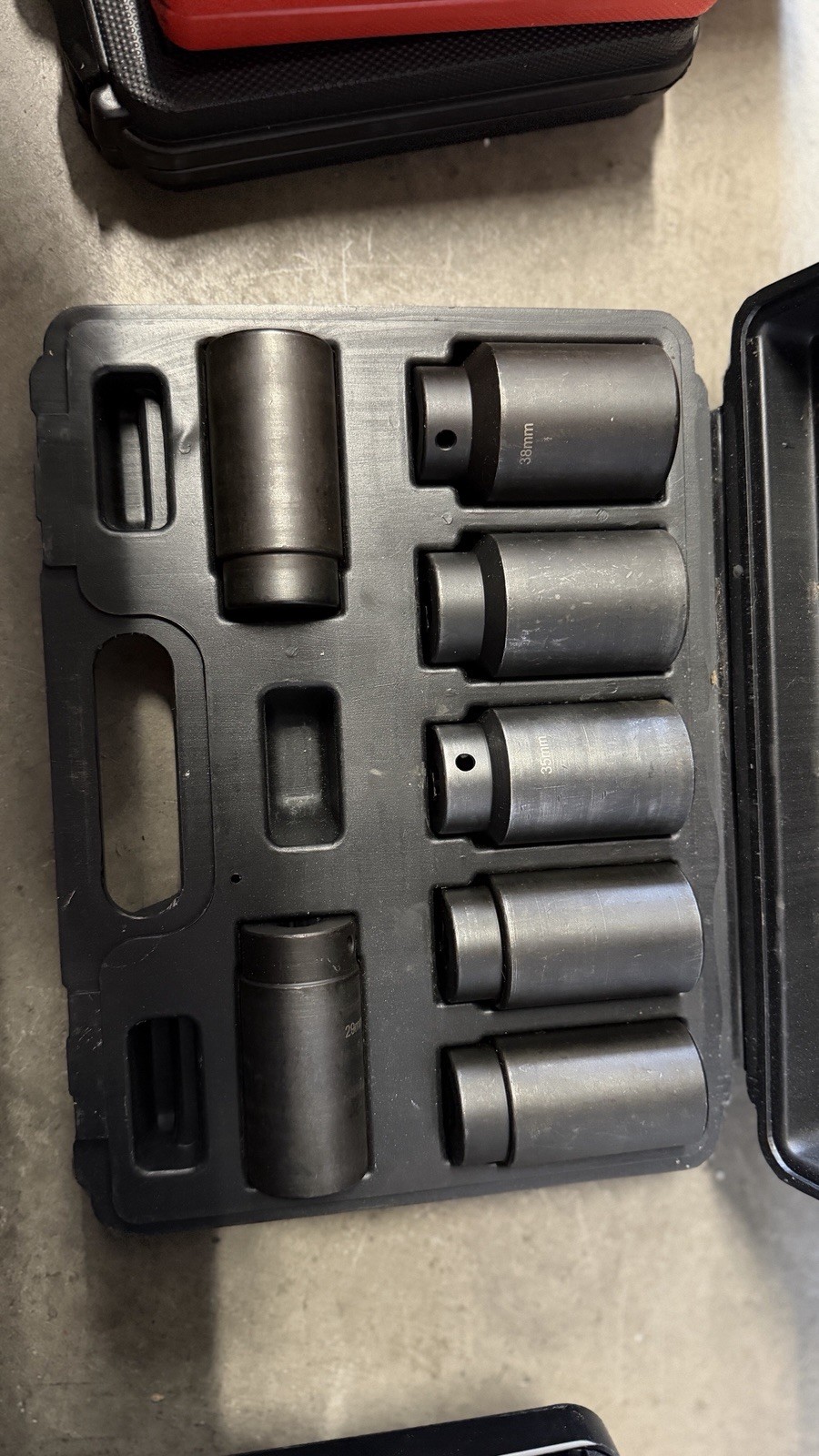 Pittsburgh Automotive Metric Front Wheel Drive Axle Lock-Nut Socket Set 7. 62842