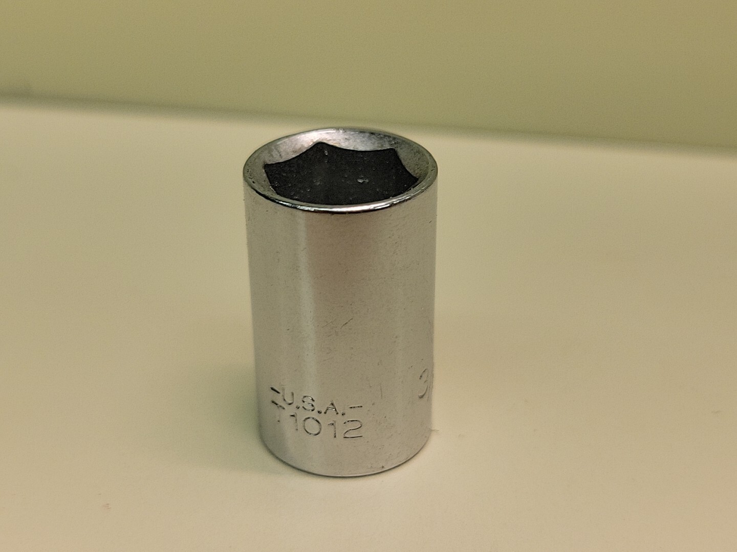 Master Mechanic 1/4″ Drive x 3/8″ SAE Standard Socket NOS USA