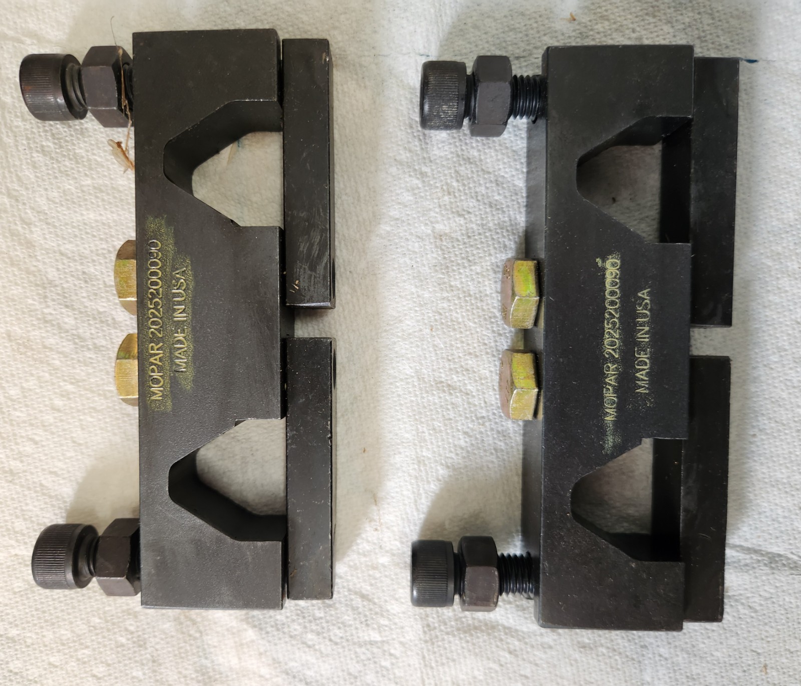 Mopar 2025200090 3.6L PHEV Engine Camshaft Timing Holding Clamps