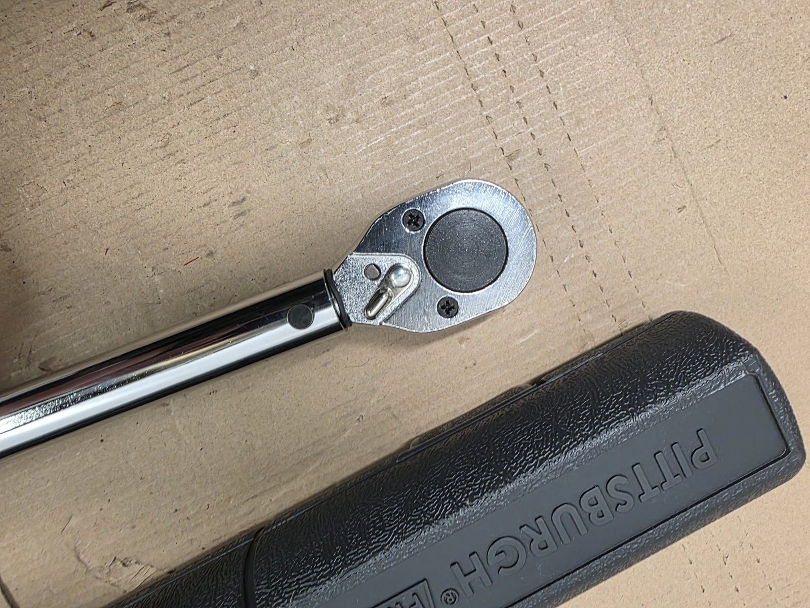 Pittsburgh Tools Drive Click Type Torque Wrench with Case – New