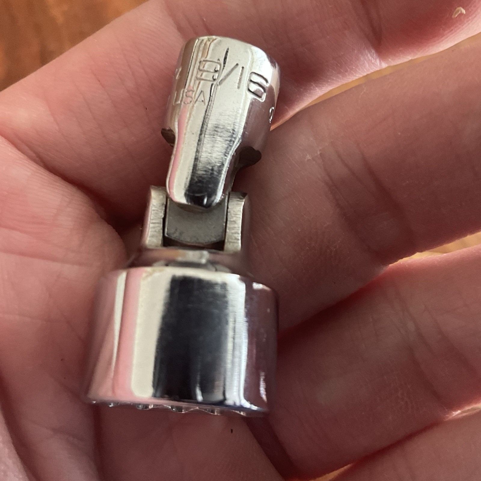 Snap-on Tools USA 1/4″ Drive 9/16″ SAE Chrome 12 PT Swivel Socket TMU181 Mint A+
