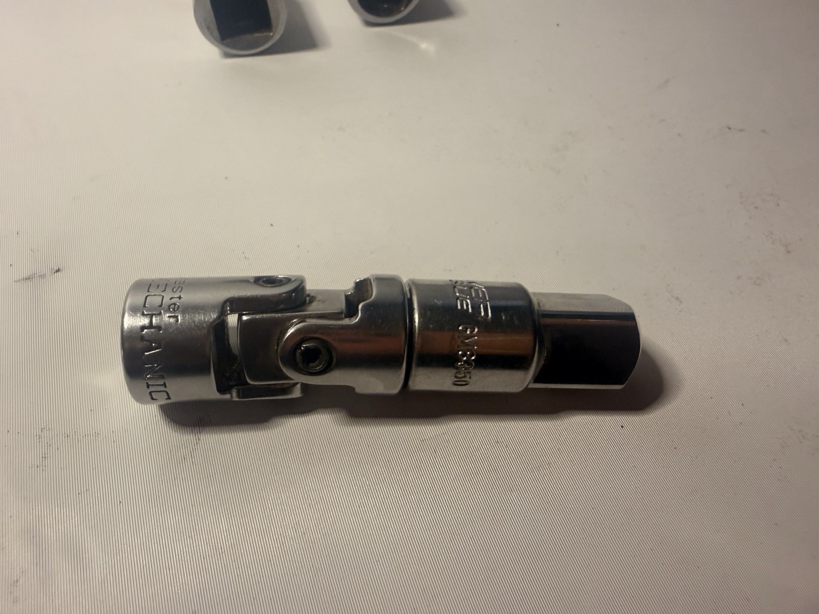 Ratchet Extension 1/2” Drive And 3/8” Drive, Swivel Socket And Adapter