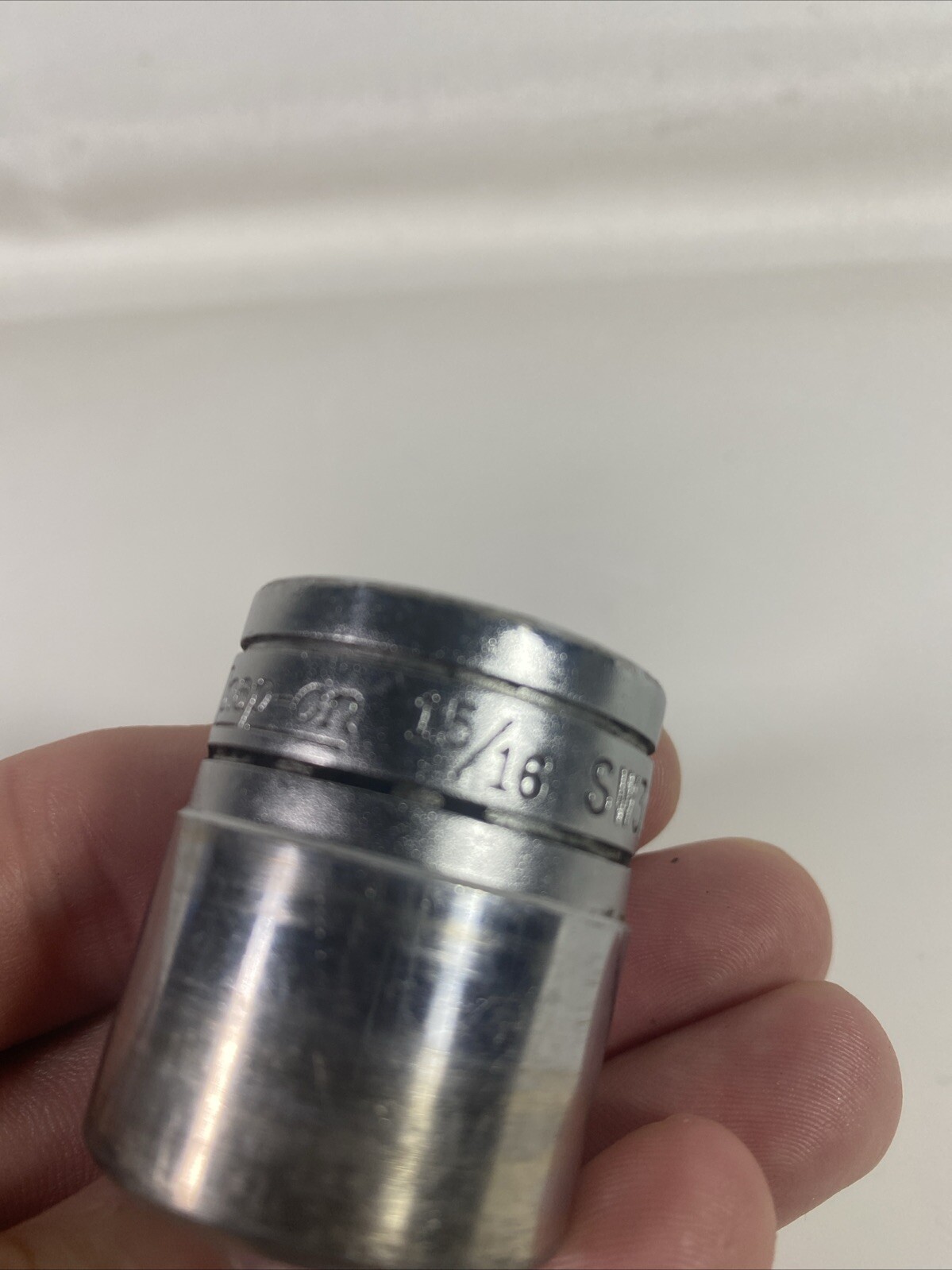 Snap-On Tools SW301 1/2″ Drive 12-Point SAE 15/16″ Shallow Standard Socket USA