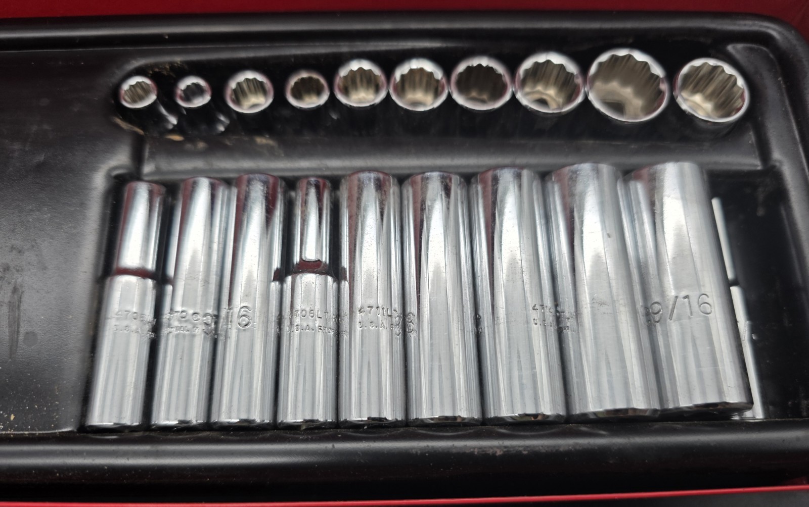Proto J47118 USA 25 Pc 1/4″ Drive SAE 12 Point Socket Set w/ Metal Case Complete