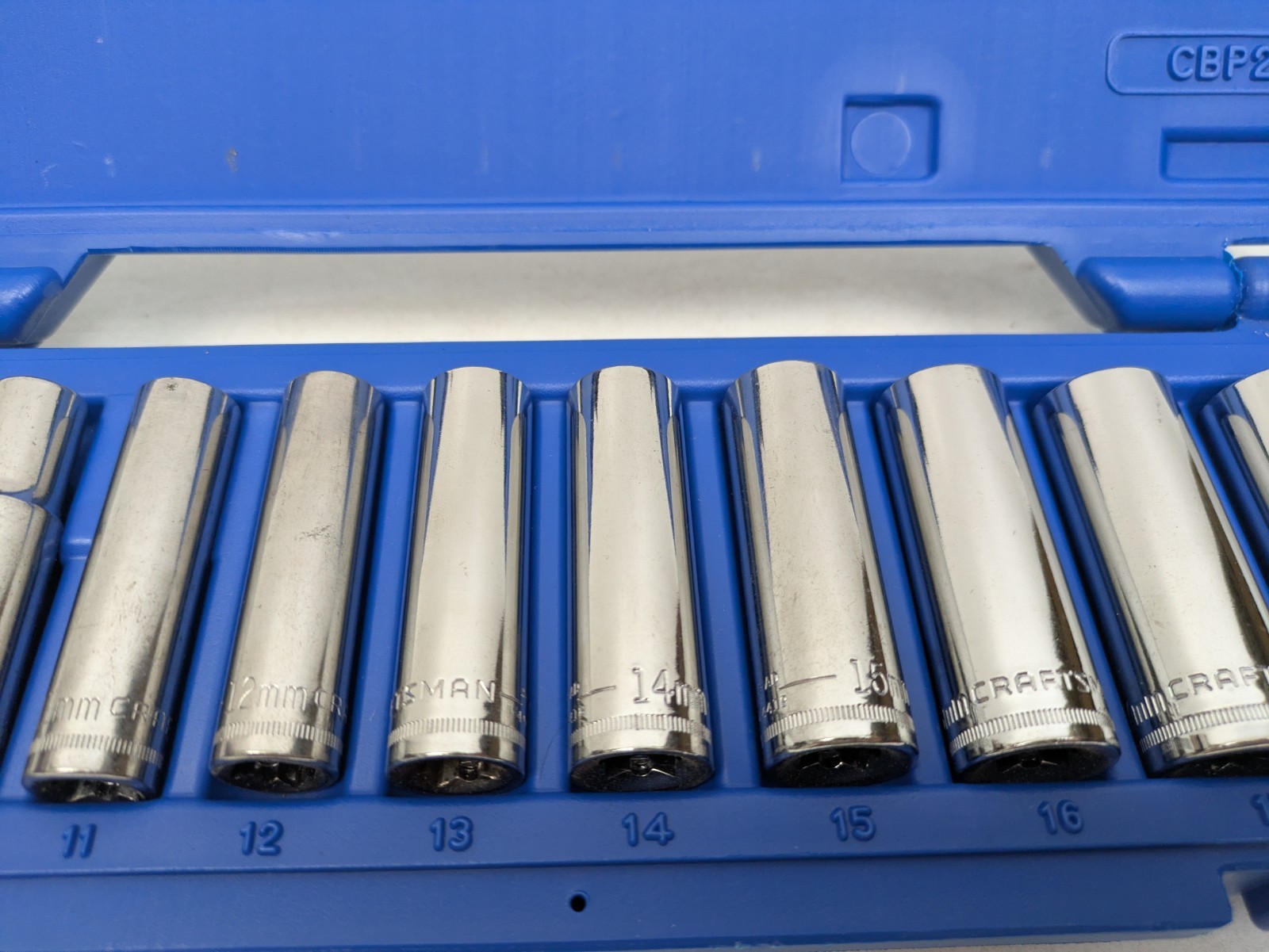 Craftsman 3/8″ Metric Socket Set 12 Point Deep Drive S-AD S-AC 9mm – 19mm 11 Pc.