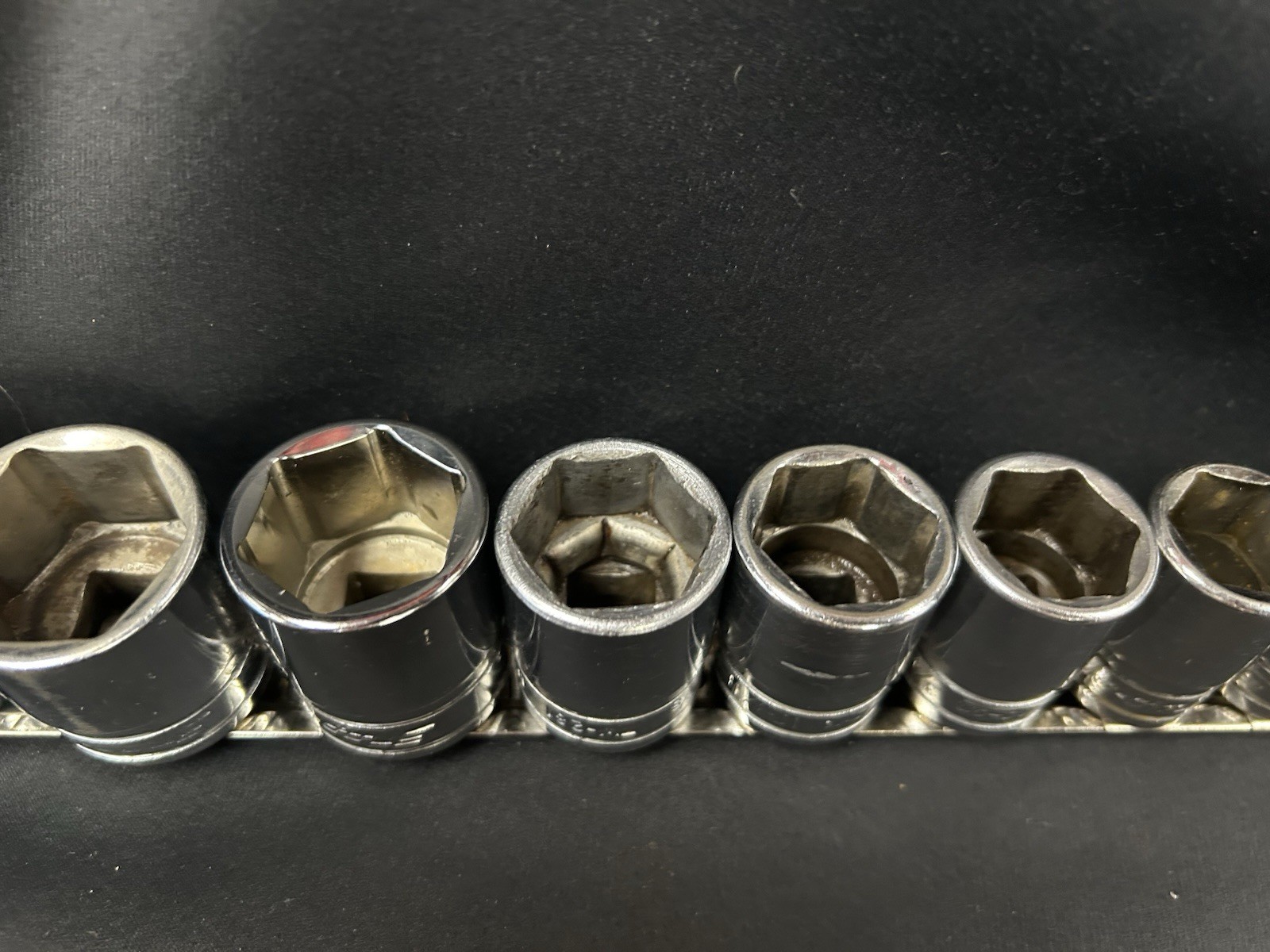 Snap on 13 pc1/2″ Drive 6-Point SAE Flank Drive Shallow Socket Set 1 1/4″ – 3/8″