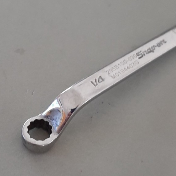 Snap-on XSO810A 1/4″ x 5/16″ 12Pt Short 60° Deep Offset Box Wrench MARKED 605