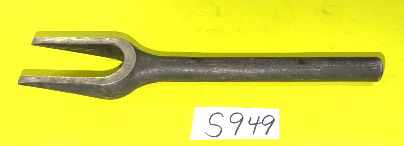 SNAP-ON TOOLS BALL JOINT/TIE ROD SEPARATOR TOOL A203 INCLUDES SHPPING IN THE US