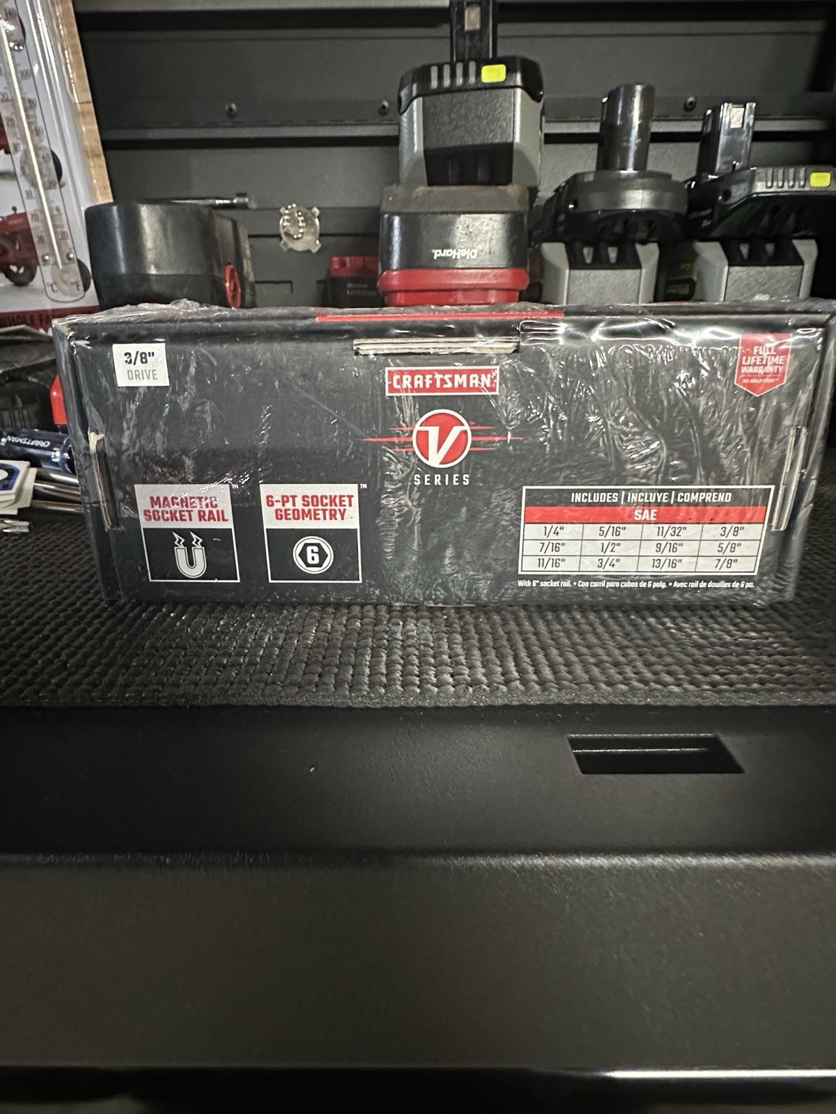Brand New Craftsman V Series 3/8 Drive SAE Six Point Deep Well Socket Set