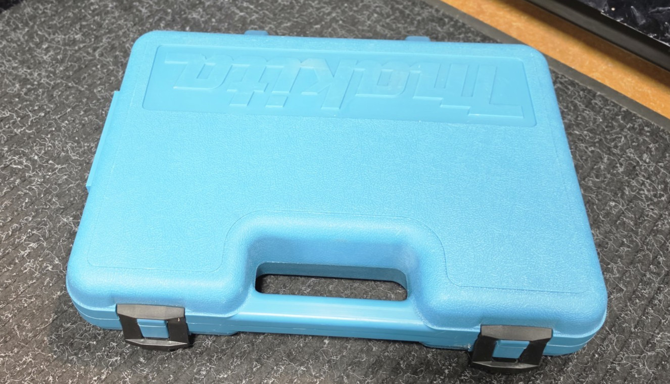 Makita JS8000 1/2-Inch 6.5 Amp Corded Variable Speed Fiber Cement Shear, HS Case