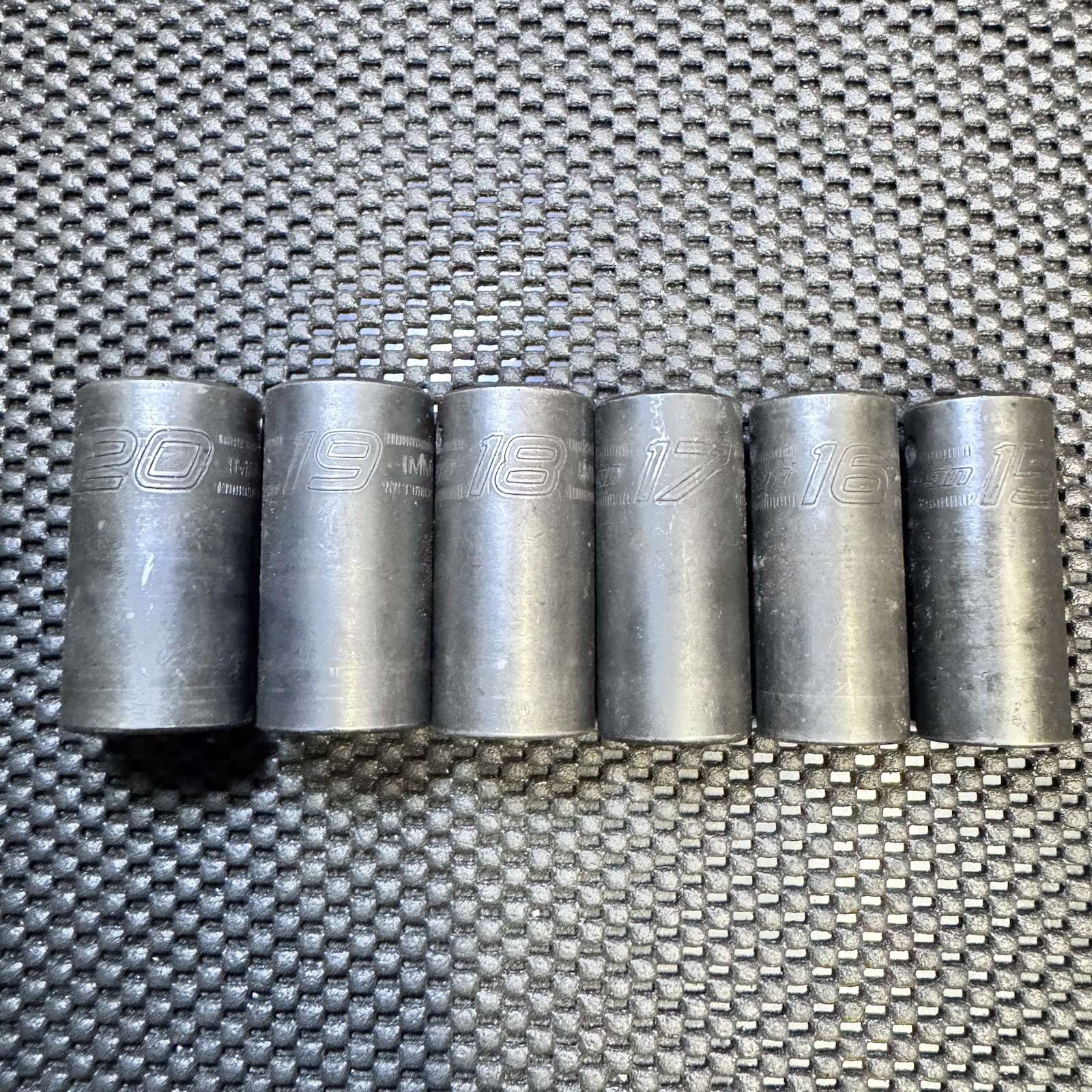 Snap-on Tools 1/2″ 6-POINT Metric 15mm-20 Mm Impact Socket IMMS150-IMMS200