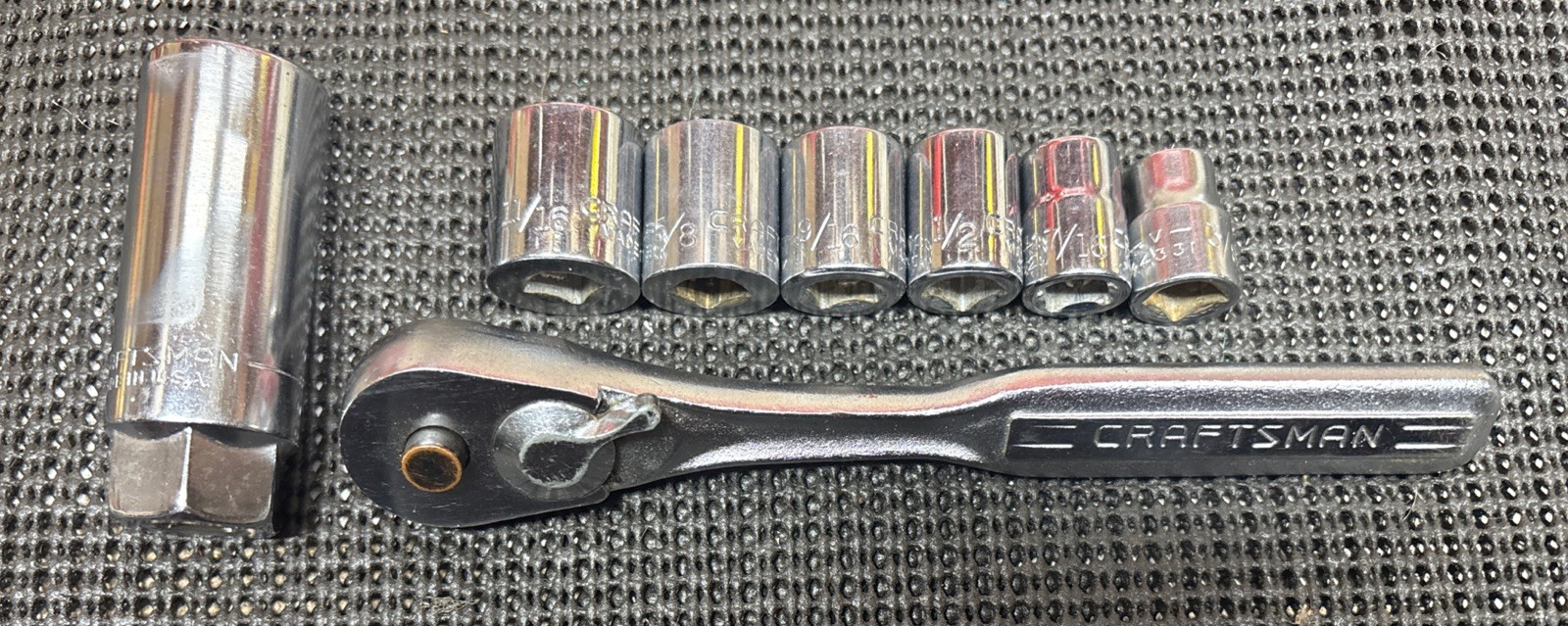 Craftsman USA 8 Piece 12 Point 3/8” Socket / Wrench Set FREE Spark plug Socket