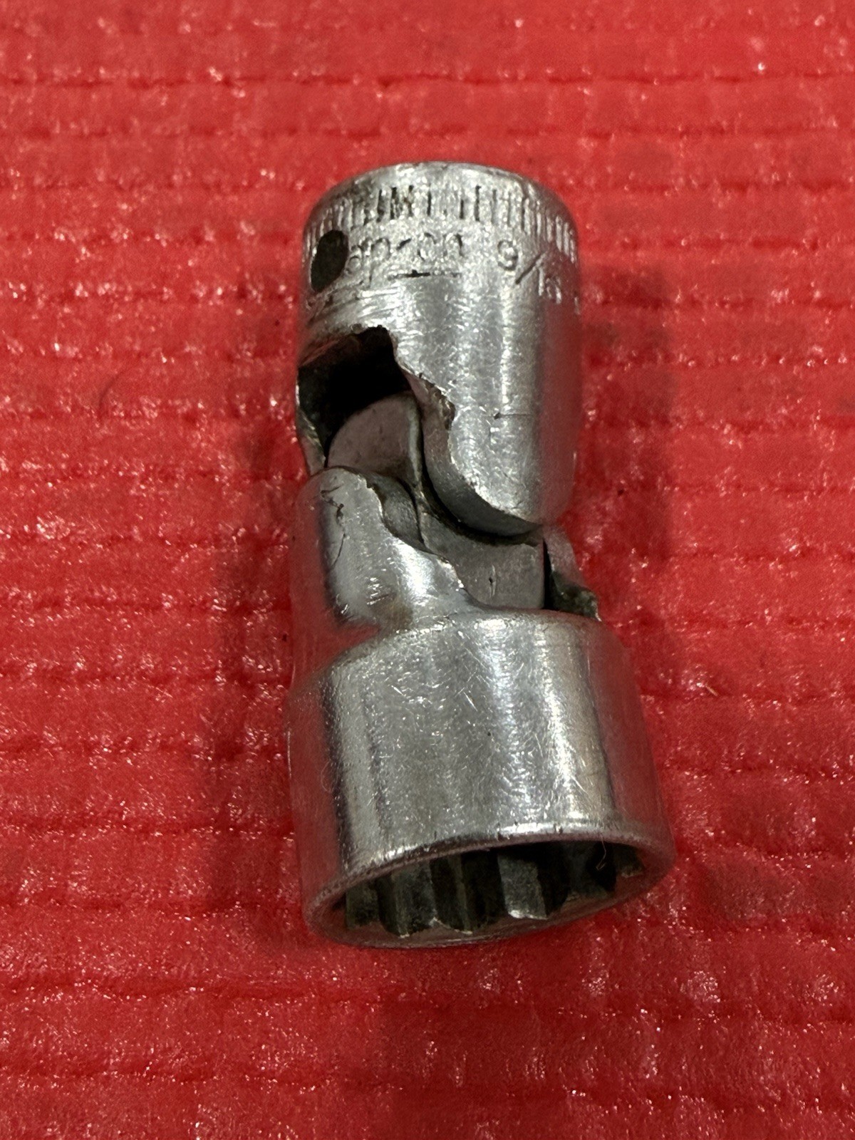 Snap On Tools F-18 3/8 Inch Drive 9/16 12 Point Swivel Socket, USA Made #a