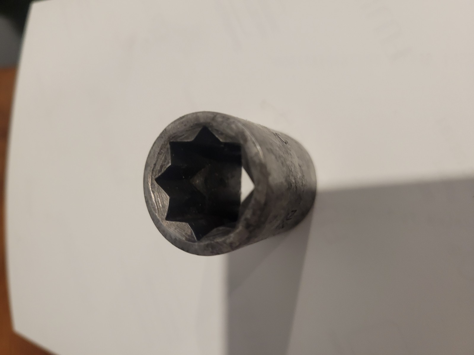 VINTAGE CIRCLED TT. 9-16 NO. 518SS. SHALLOW 8PT. SOCKET 1/2 » DRIVE