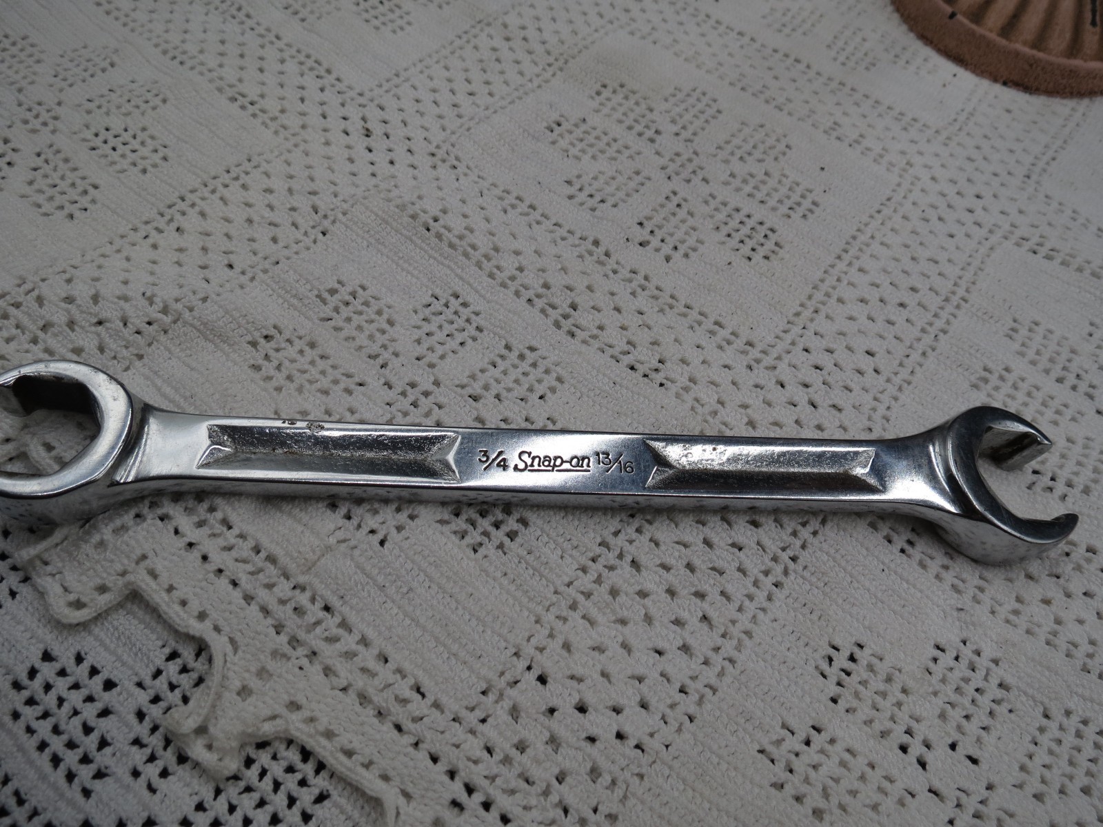 Snap-On Tools USA 6 Point SAE 3/4″ x 13/16″ Flare Nut Line Wrench Model RXH2426S