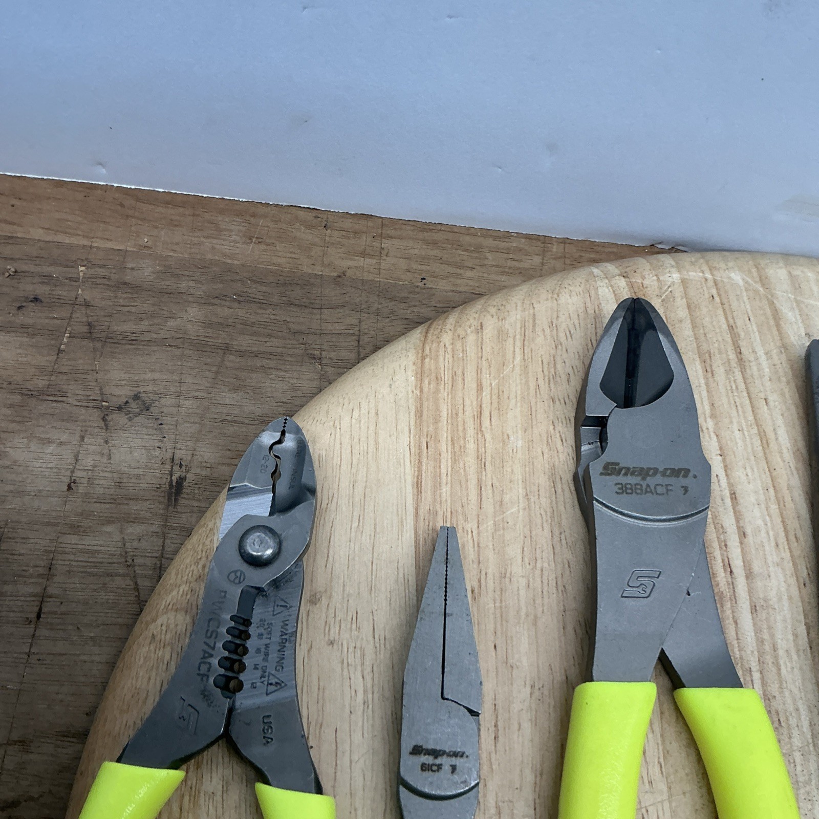 Snap on Tools 6-Piece Hi-Viz Yellow Plier Set Excellent Condition(Q)