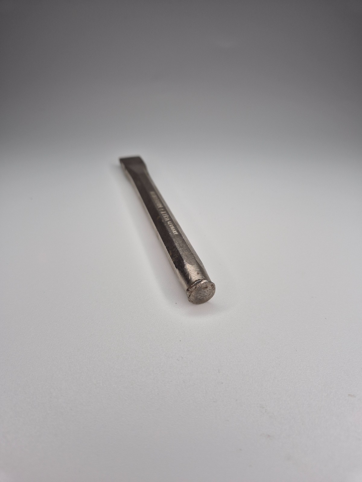 Belzer No. 3656 Chisel 165×16 Vintage Tool Made in Germany