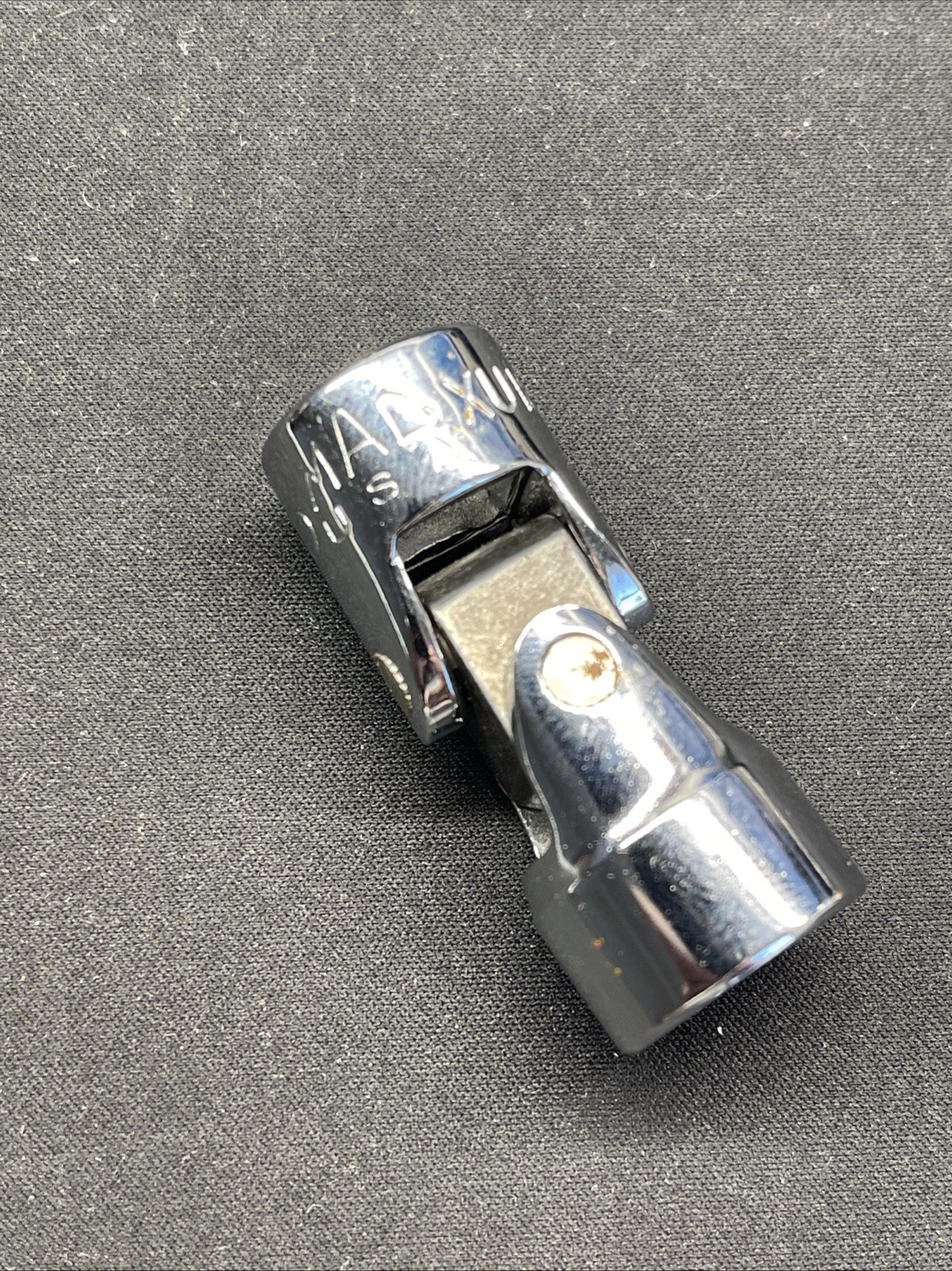 Mac XU186RA 3/8″ Drive 6 Point SAE 9/16 Shallow Universal Socket USA