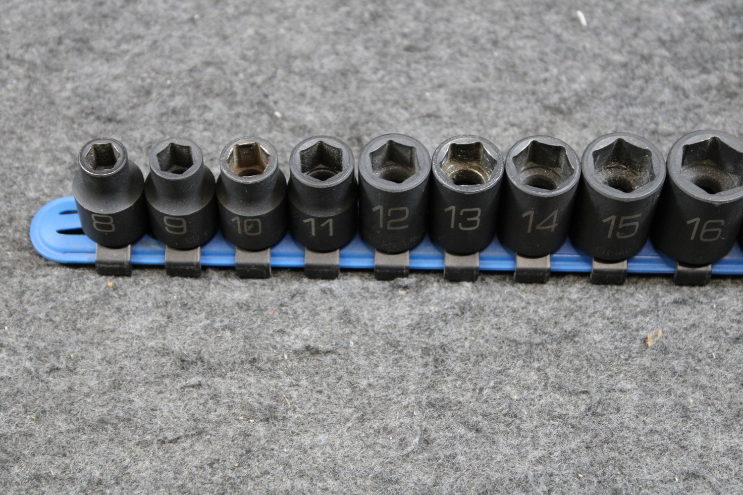 Matco ADV 3/8″ 6PT Metric Shallow Impact Socket Set w/Rail (466189)