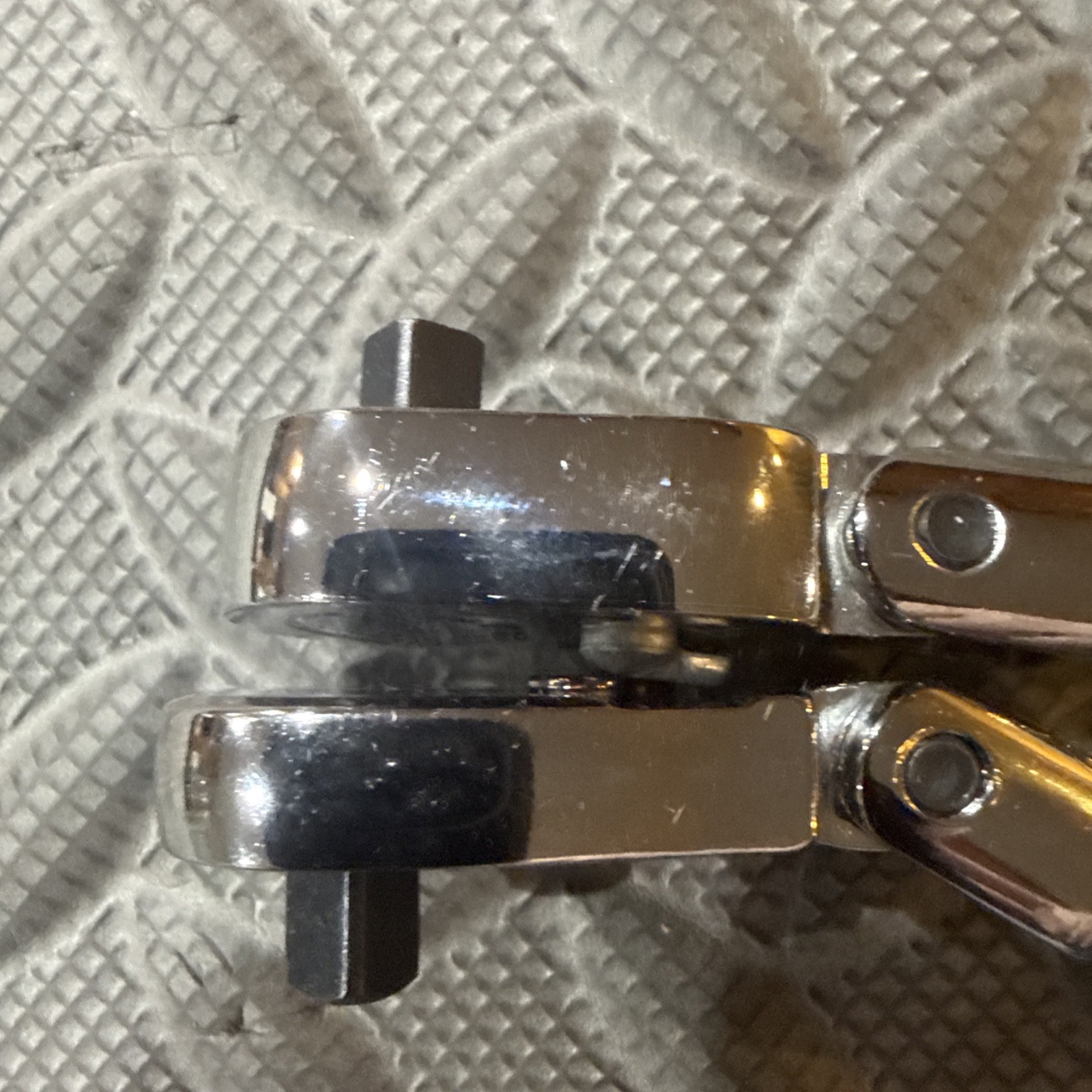 GEARWRENCH Slim 1/4 INCH 90 TOOTH FLEX HEAD CHROME RATCHET 81012T Free Shipping
