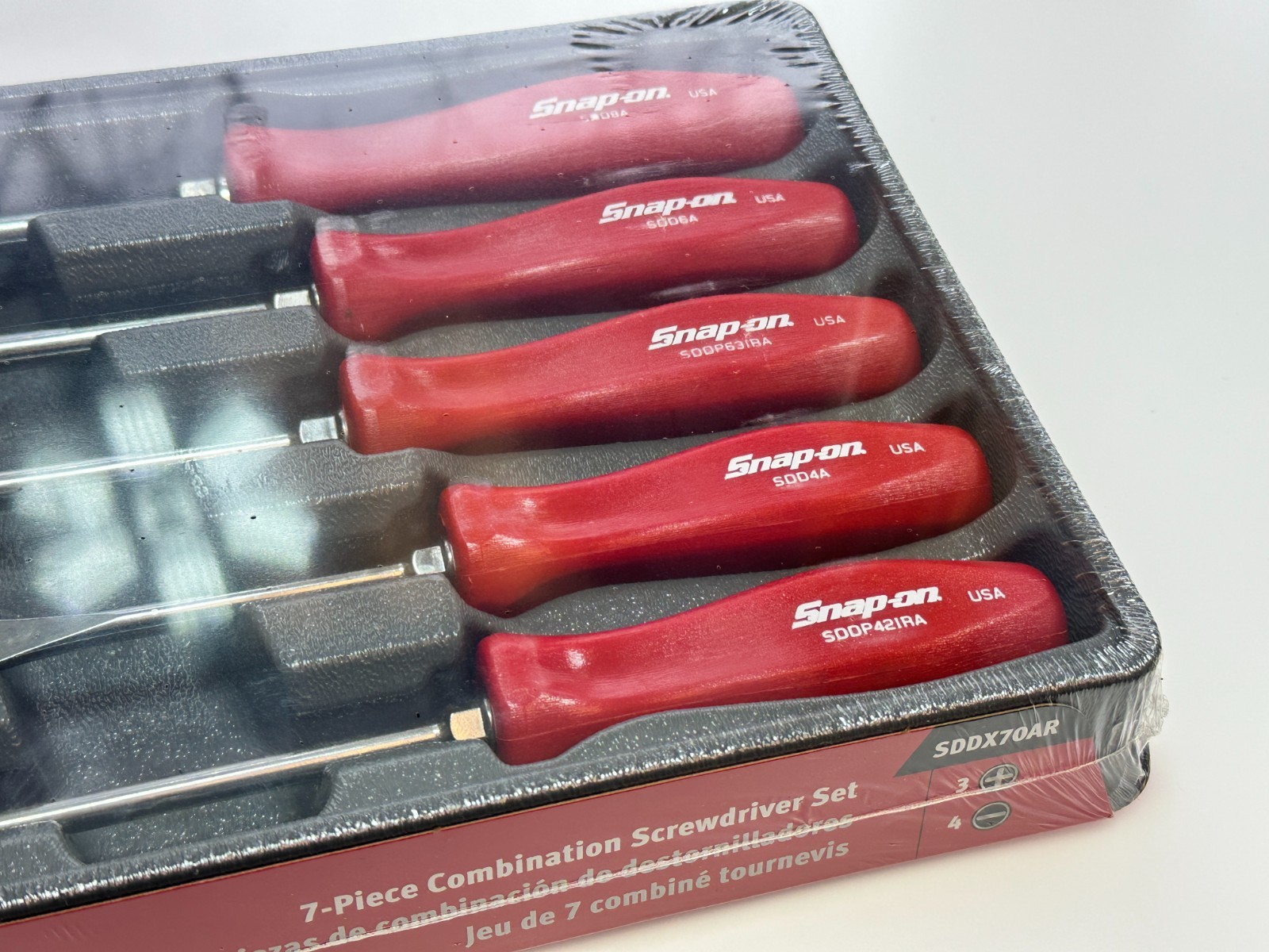 NEW Snap-On Tools USA SDDX70AR Red Hard Handle 7pc Combination Screwdriver Set