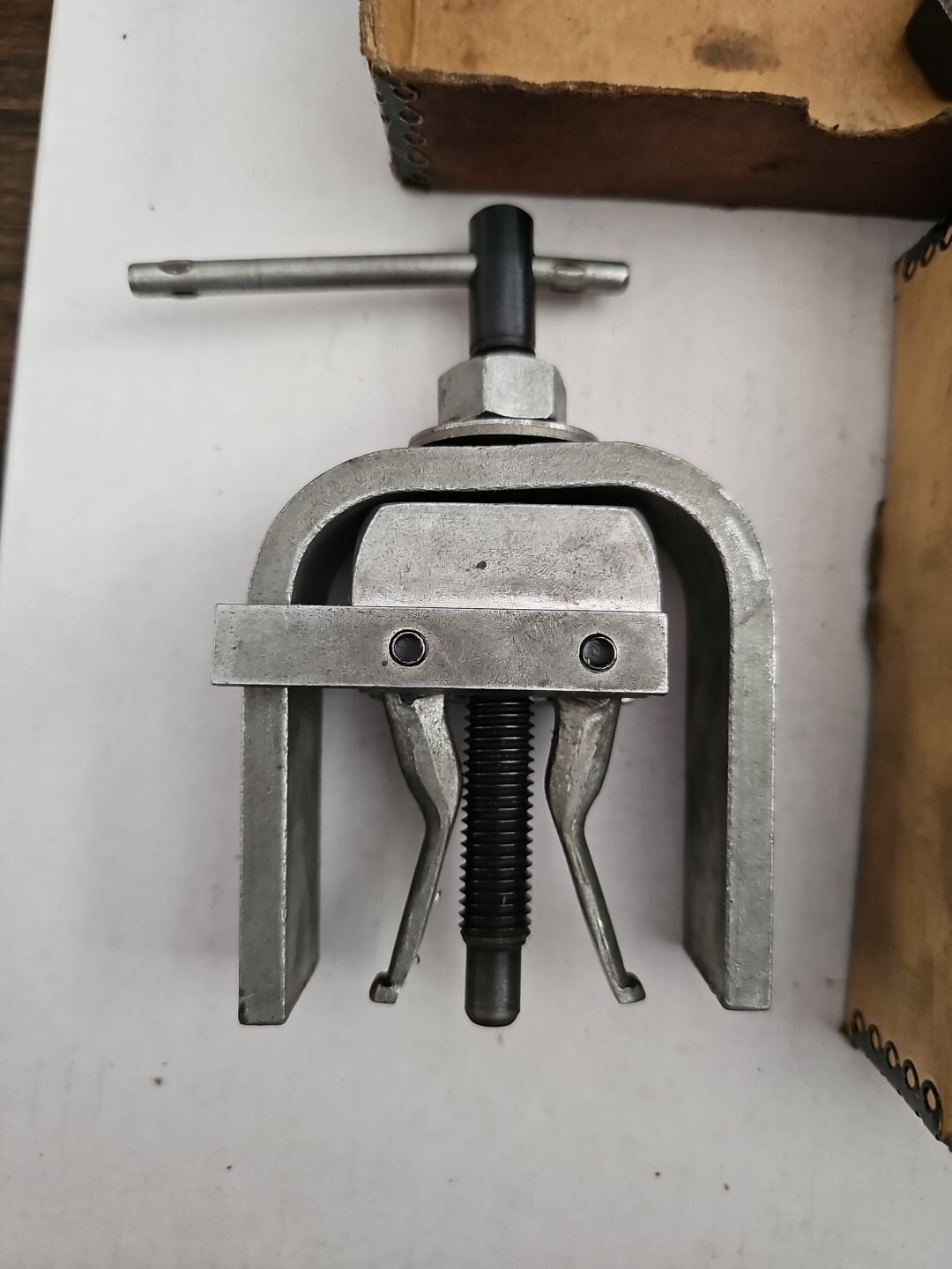 Vintage Vulcan GP-60A Puller In Original Box Excellent Condition