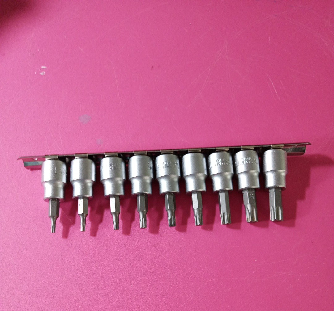 Chrome Vanadium 3/8 Drive Tamper Proof Torx Sockets 9 Pieces