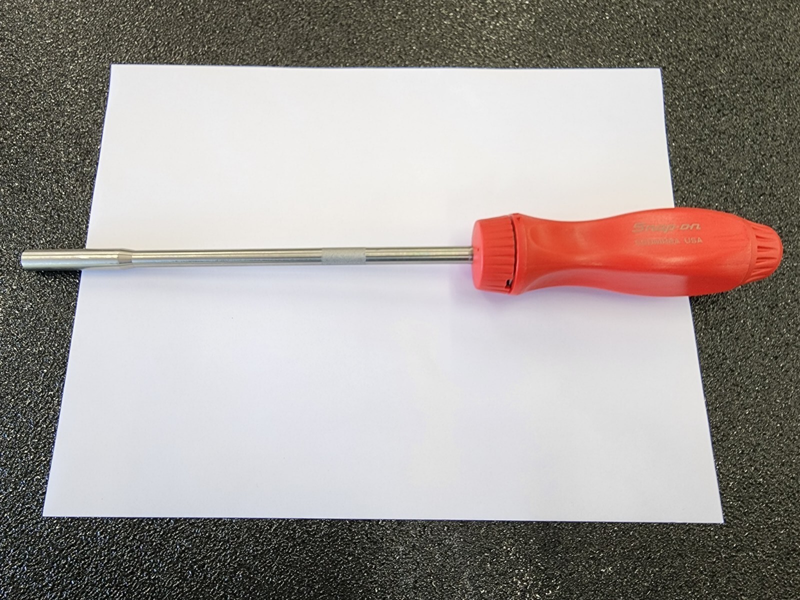 Snap-on Tools USA NEW RED Hard Grip 8″ Shaft Ratcheting Screwdriver SSDMR8AR
