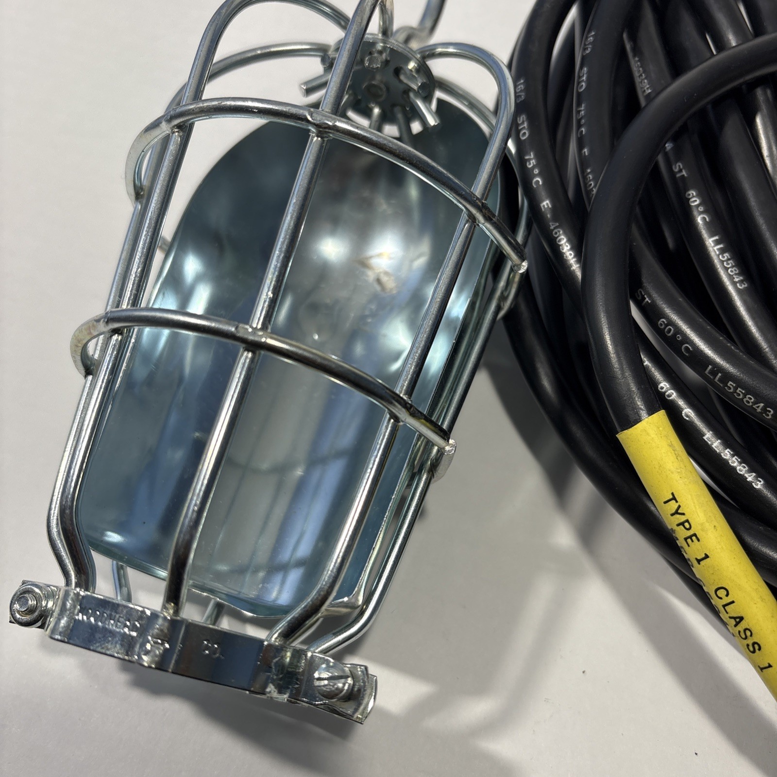 Unicor Extension Trouble Work Automotive Hanging Light 50’ Corded Incandescent