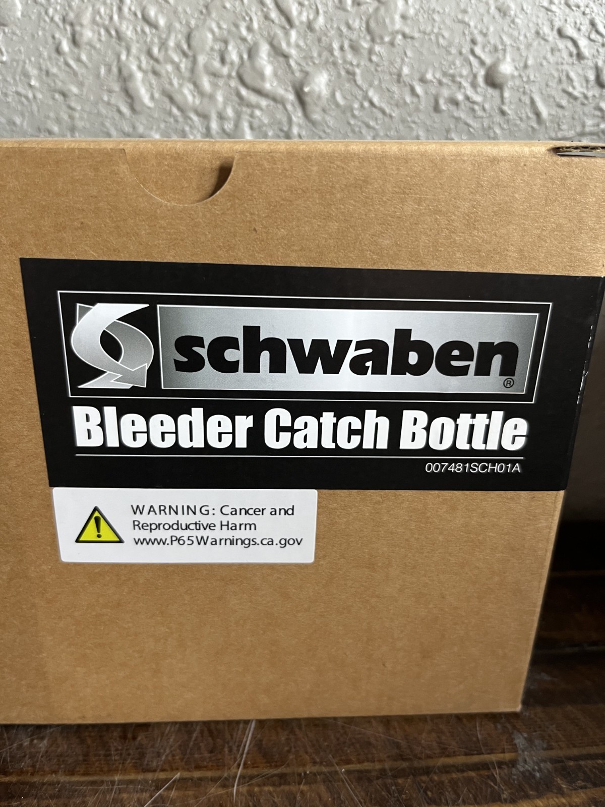 Schwaben 3 Liter European Pressure Brake Bleeder System Catch Bottle 90 Adapter