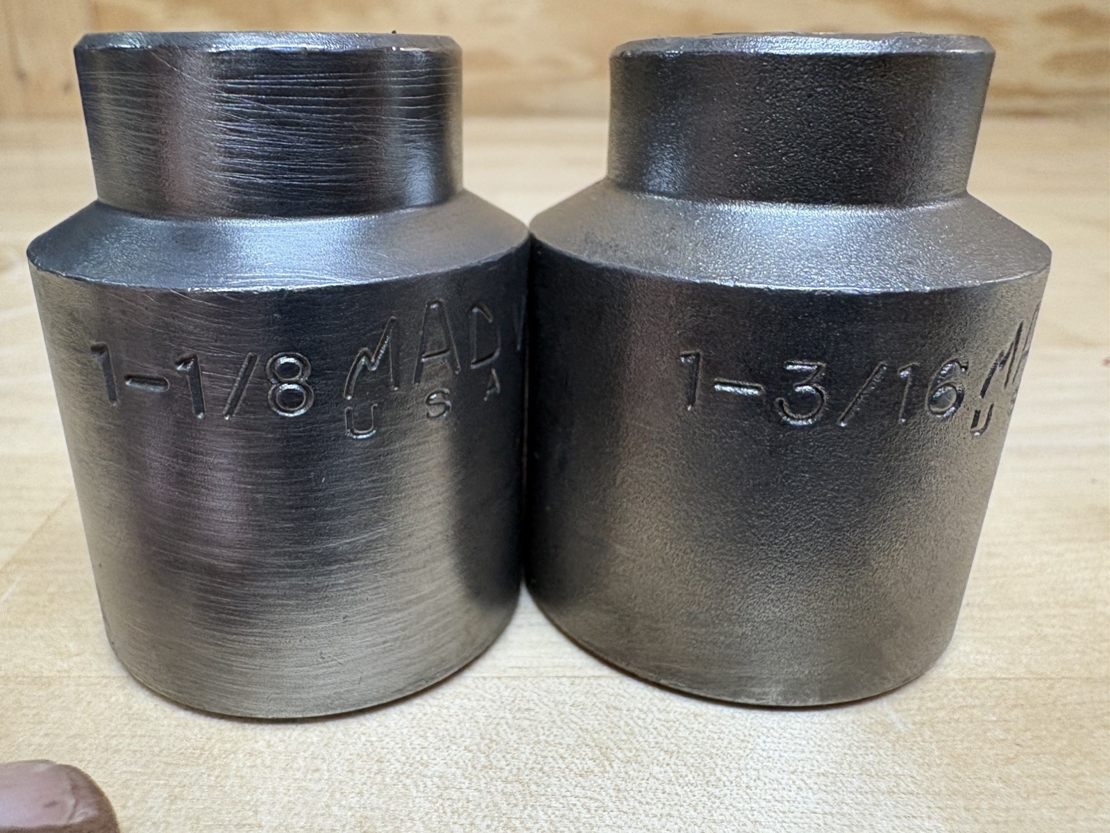 2pcs Mac Tools VP366R & VP386R 1/2″ Drive SAE 6-Point Shallow Impact Sockets