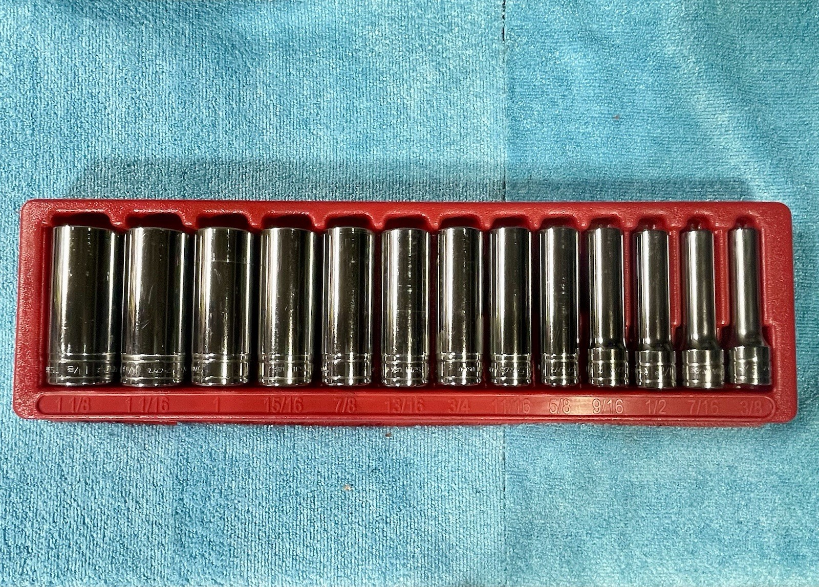 Snap on 13 pc 1/2″ Drive 6-Point SAE Flank Drive Deep Socket Set (3/8-1-1/8″)