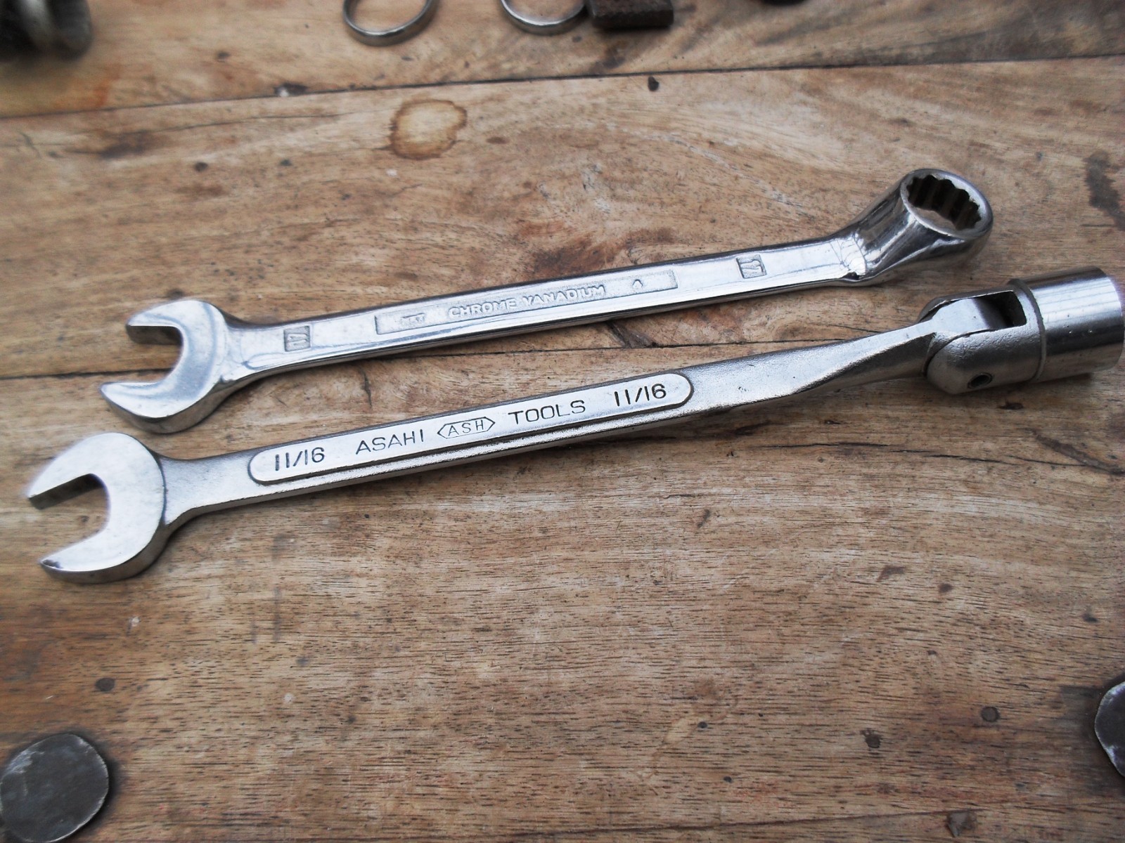 asahi 11/16 AF swivel socket and open ended spanner + draper expert 17mm combi