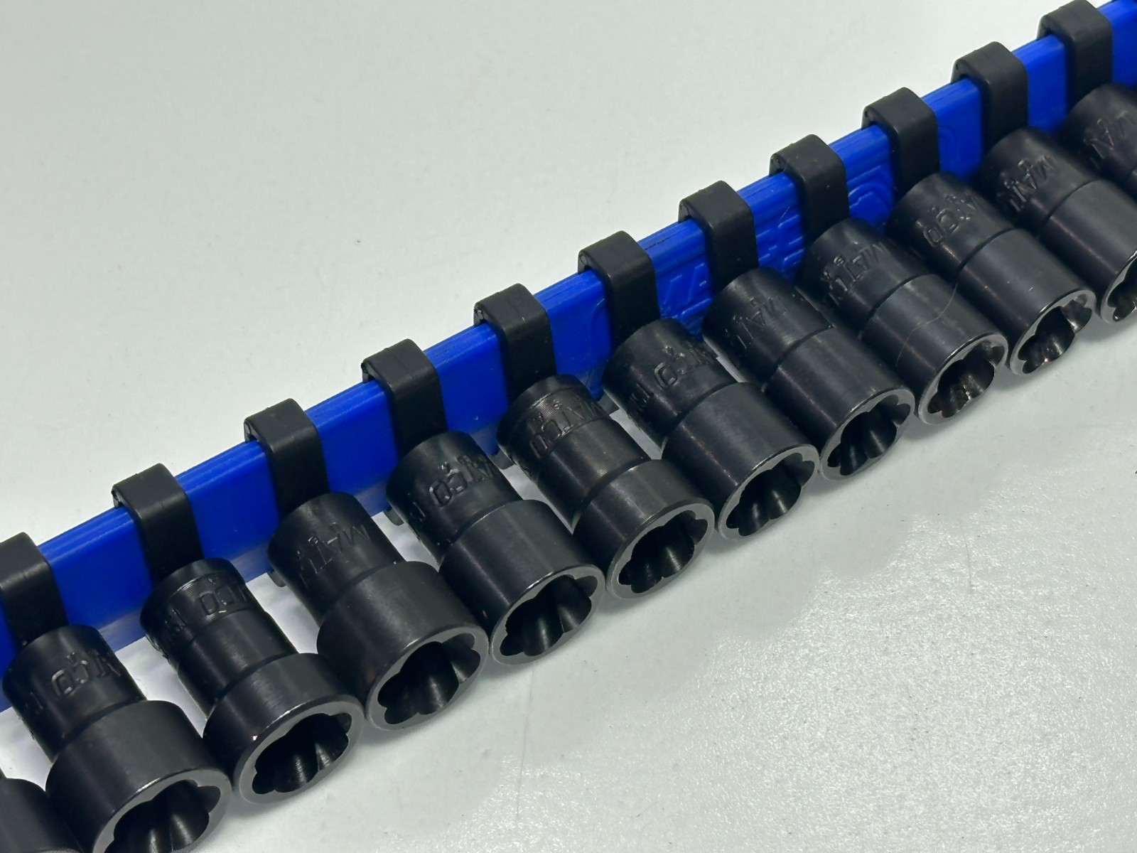 🇺🇸 Matco USA TSM16 16pc 1/4 Drive Twist Socket Set 8.25-12.0mm 0.25 Increments