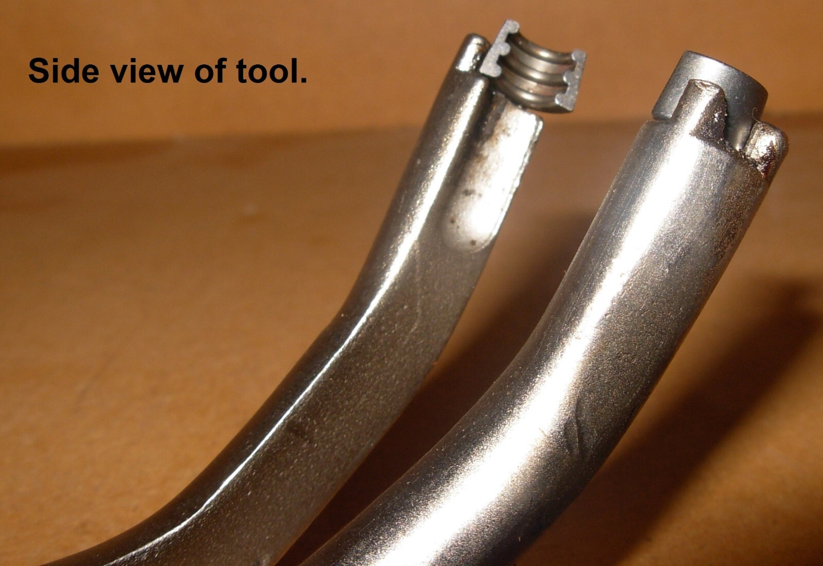 Valve Keeper Installer – One Tool Does It All