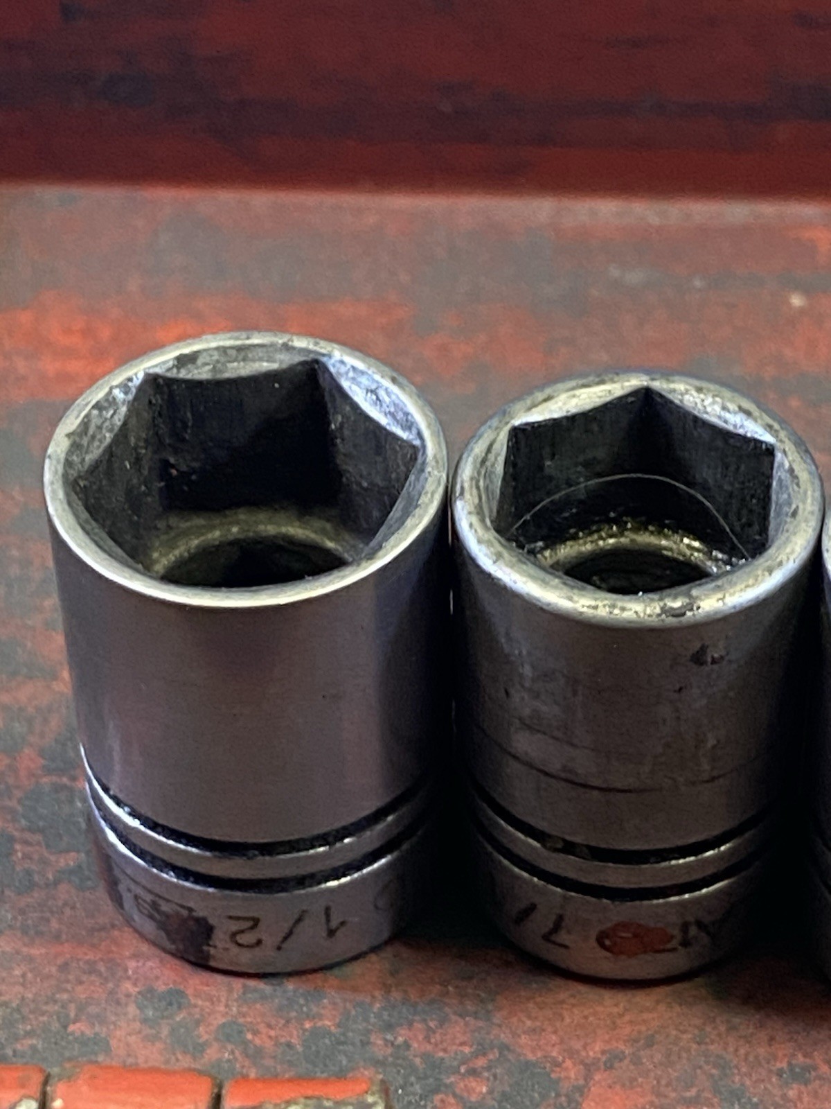 Vintage Wizard 1/4” Drive 10 Piece SAE Shallow Socket Set W/ Metal Box USA