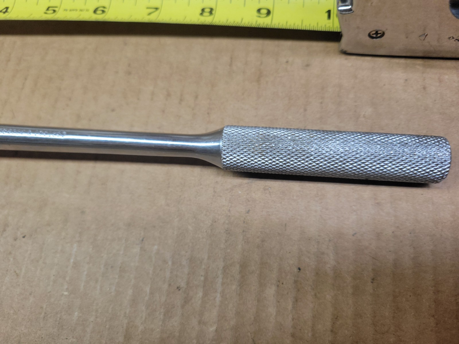 Husky USA 10-1/2″ 3/8″ Drive Long Handle Flex Head Ratchet No CB54