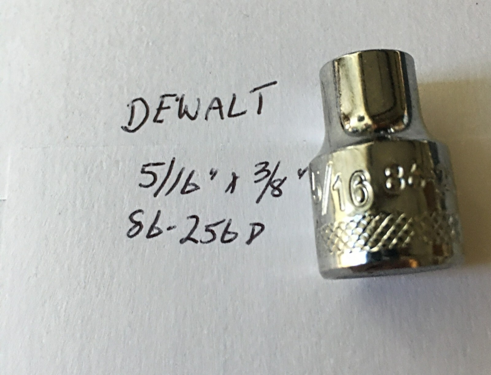DeWalt 5/16″ x 3/8″ Drive Shallow Polished Chrome Socket 6 Pt 86-256D Free Ship