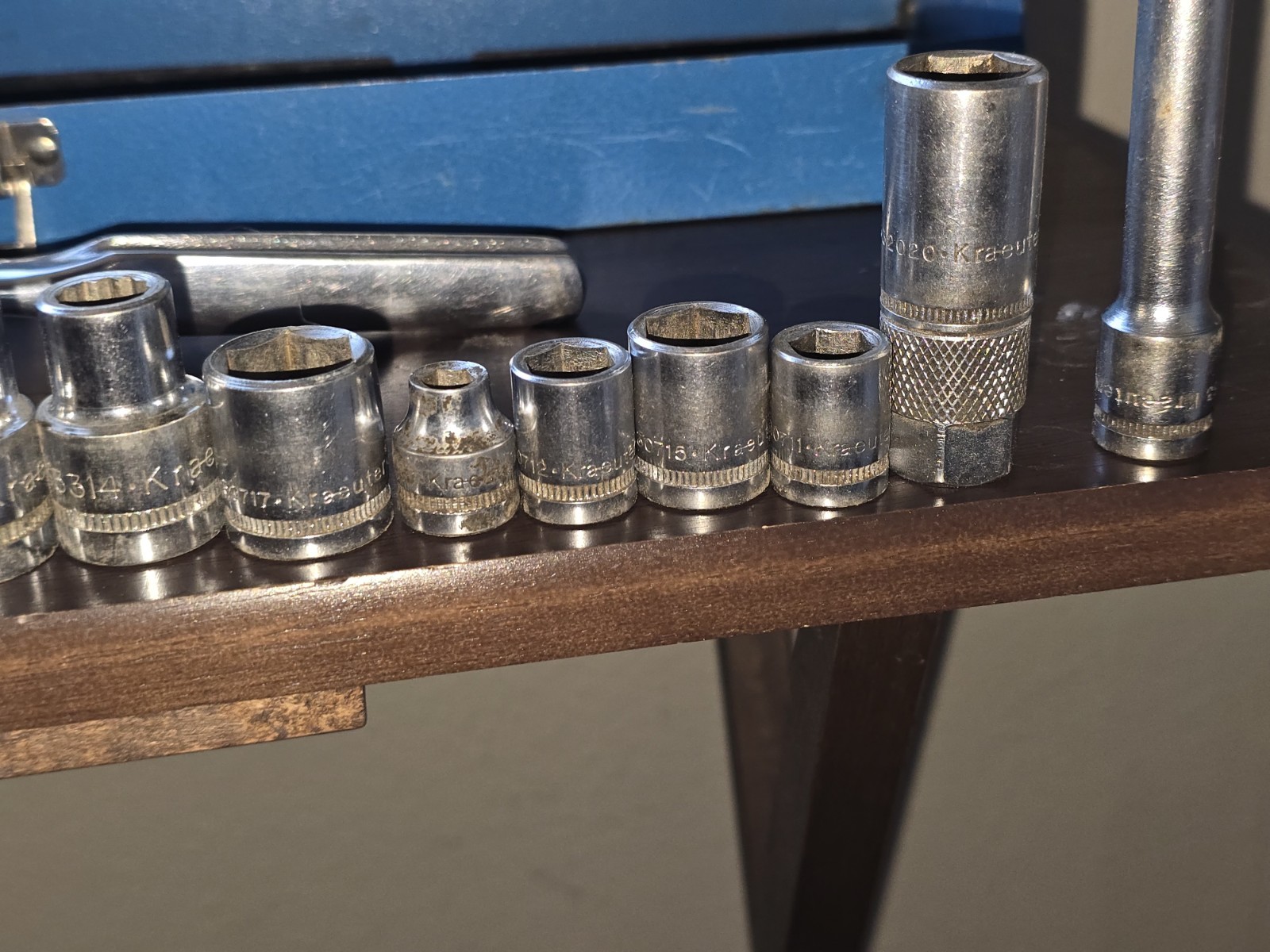 Kraeuter Socket Set 3/8 Drive Ratchet 32070 SAE 12pt USA Metal Case Vintage