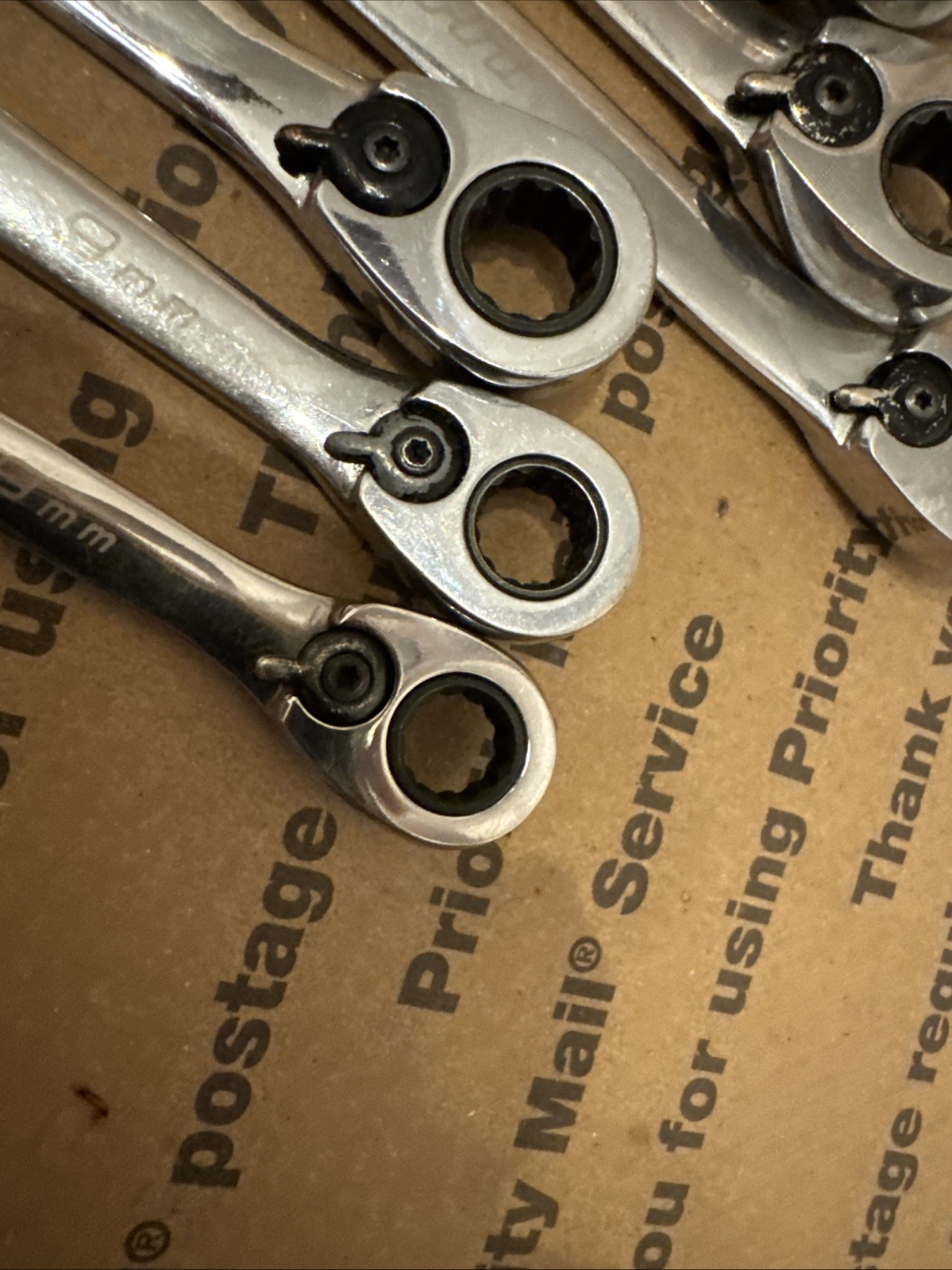 Blue Point 12 Pc Metric Reversible Ratcheting Wrench Set 8-19mm BOERM712