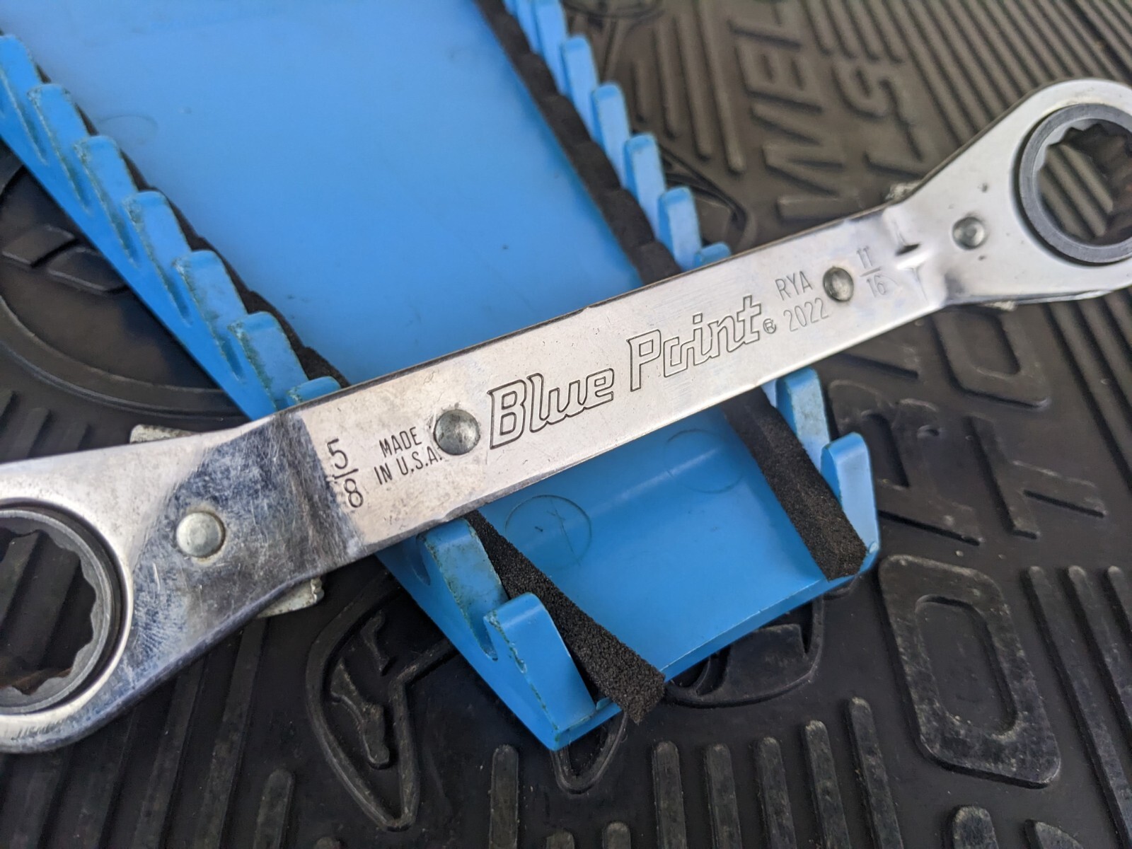 #al495 BLUE POINT RYA2022 5/8″ x 11/16″ 12 POINT OFFSET RATCHETING BOX WRENCH