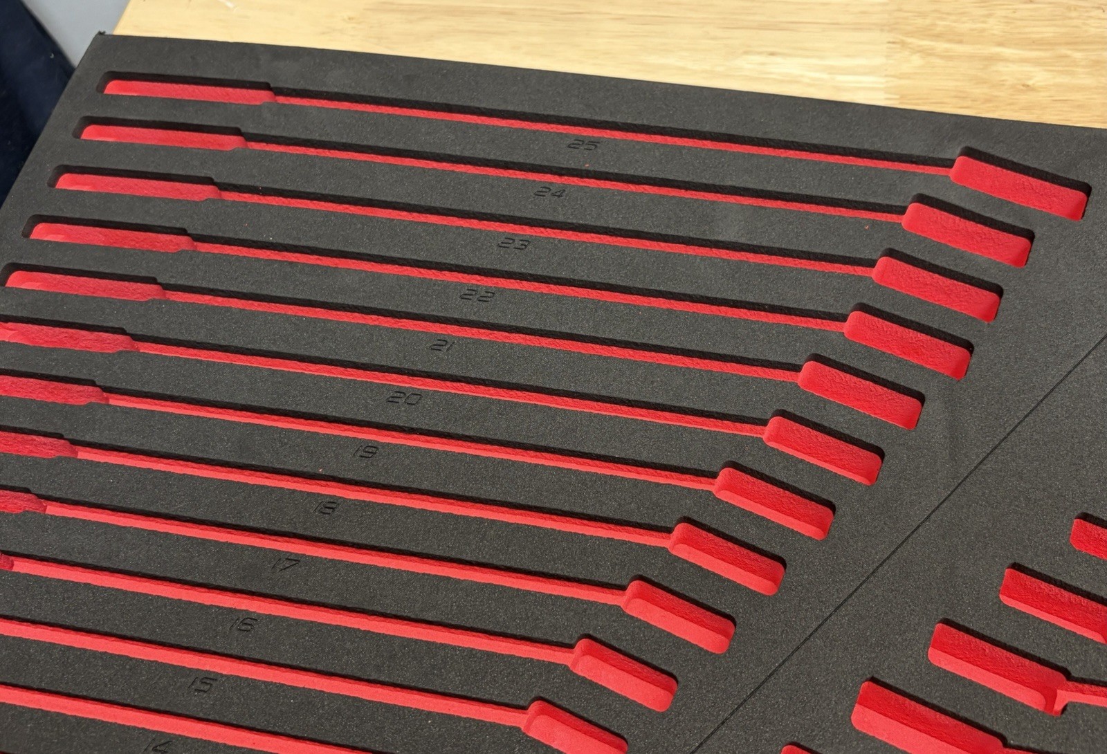 Snap-on RED Flank Dr Plus FOAM TRAY 38pc SAE Metric Combo Wrench Set FMWR13B
