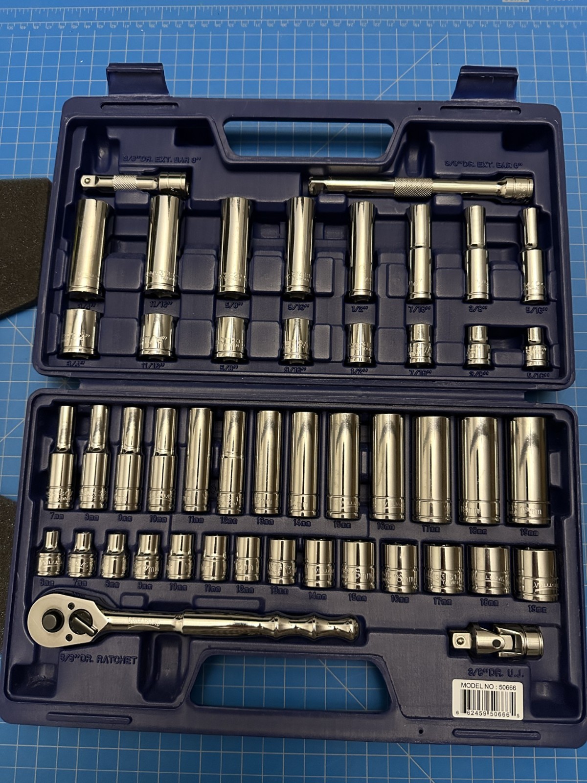 Williams JHW50666 3/8″ Drive Metric/SAE Socket Set [47-piece]