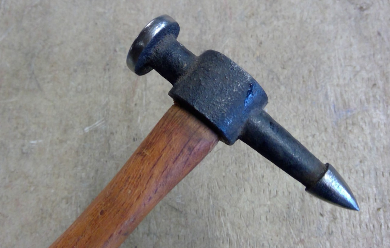 Vintage Auto Body Hammer 1-1/8″ Round Face & tapers point 1 1/2″ Long