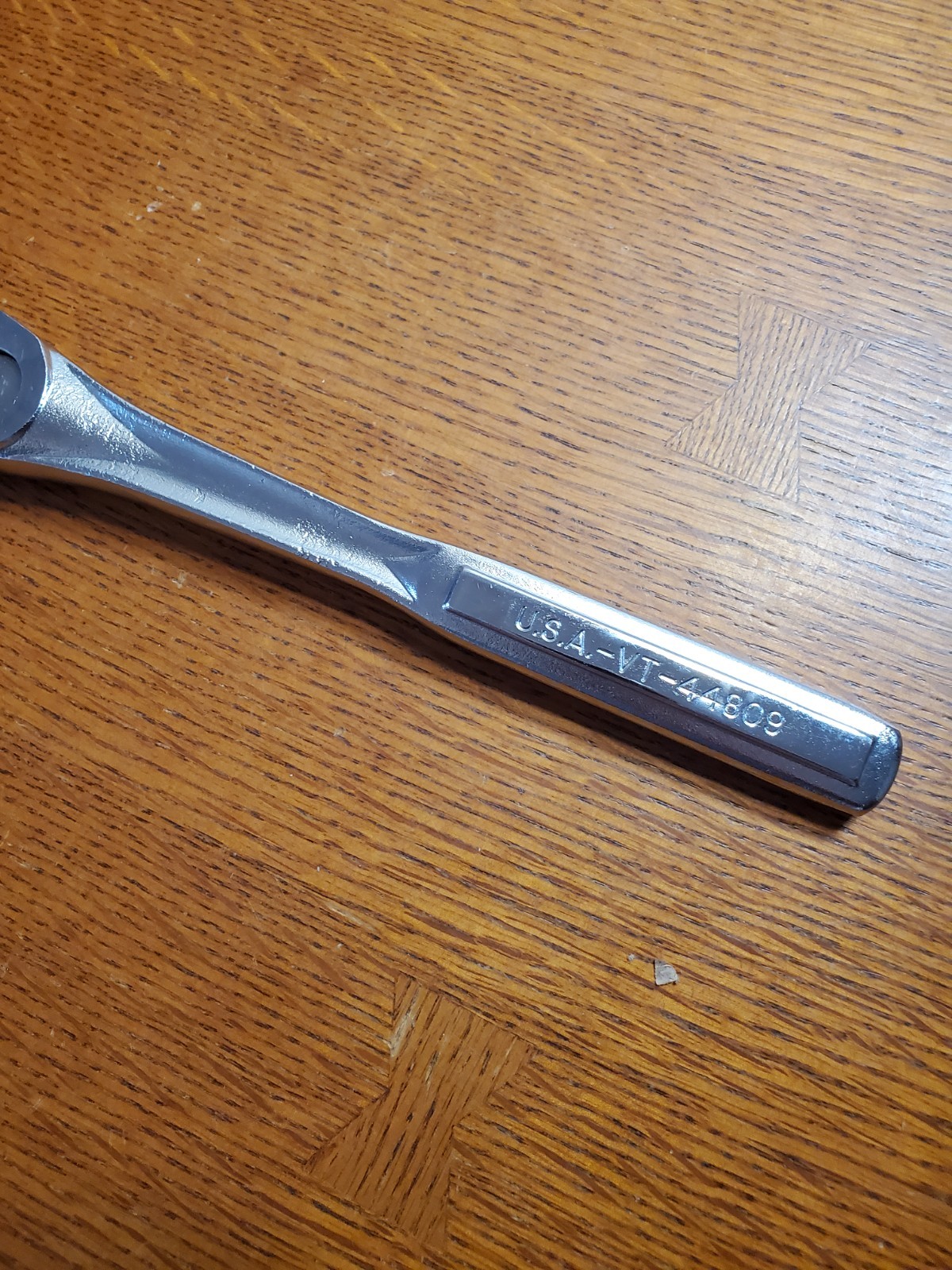 Craftsman VT- 44809 1/2» Drive 10″ Long Chrome Quick Release Ratchet USA