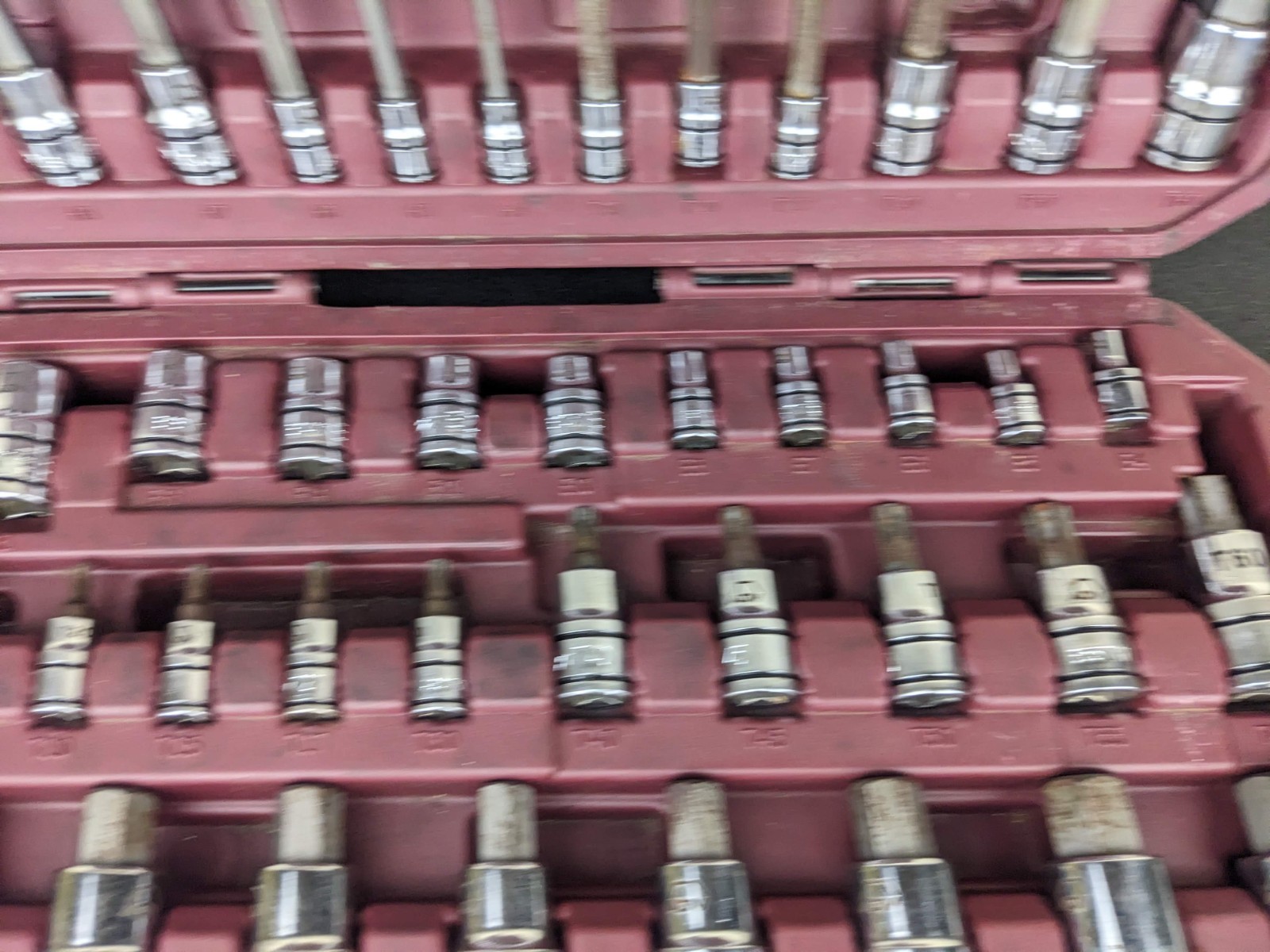 #bo767 Matco Tools 75 Piece Master ADV Hex/Torx Bit Socket Set Model SBS75VA