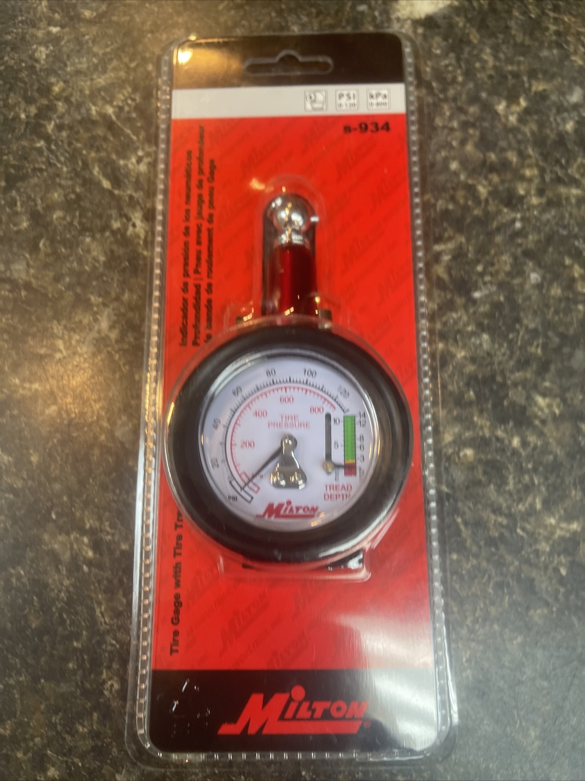 Milton S-934 Dial Tire Gauge, 0-120 PSI – 2 lb increments New Sealed