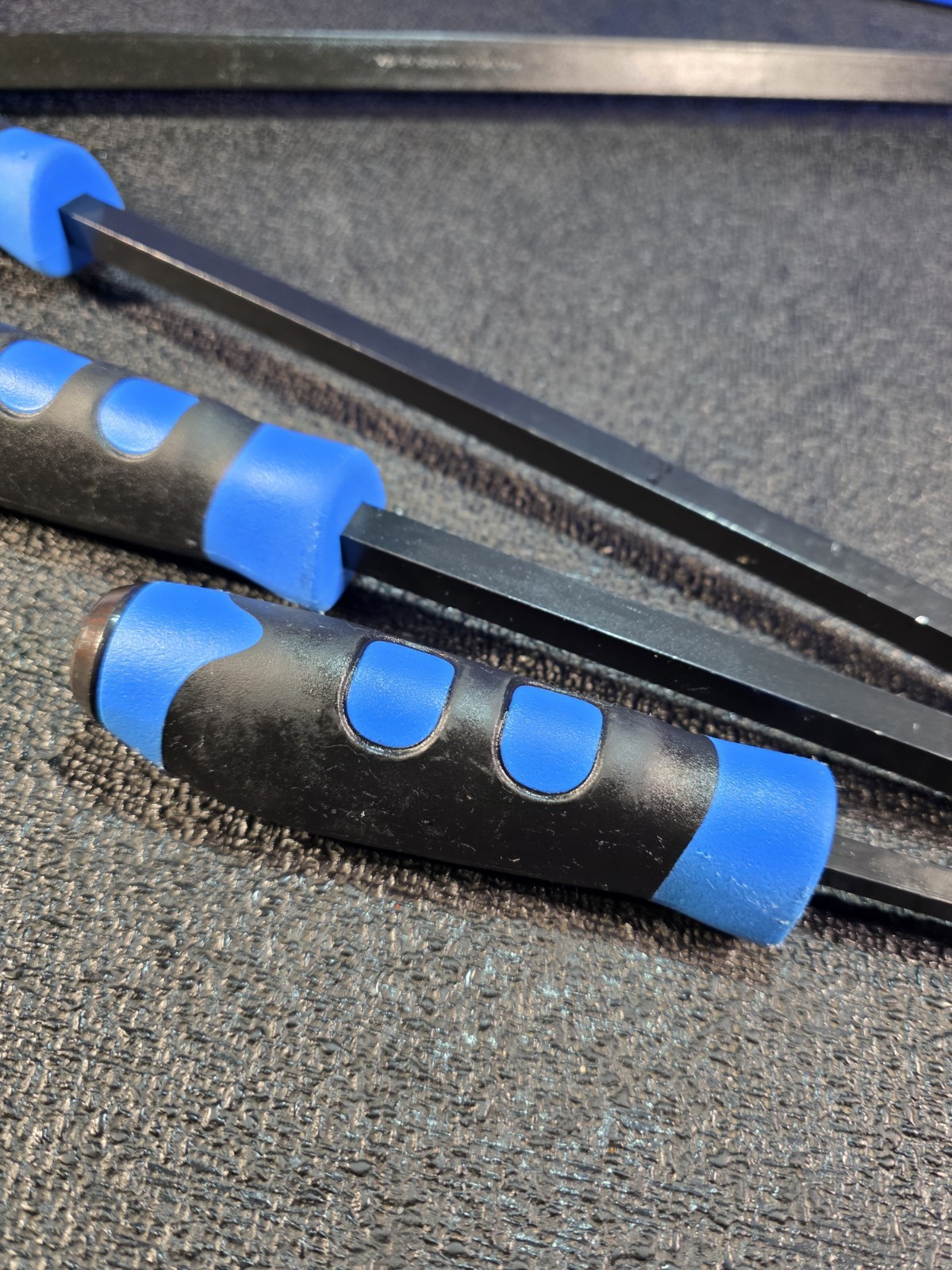 Matco Tools PBB36C 36″ PBB17C 17″ PBB12C 12″ & PBB8C 8″ Striking Pry Bars Blue
