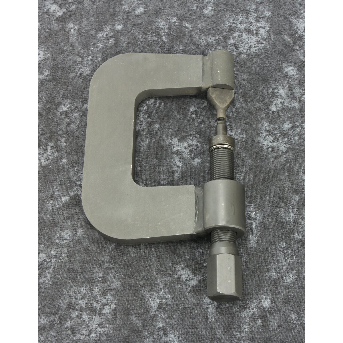 V-Twin Manufacturing Saddlebag Latch Rivet Tool – 16-1610
